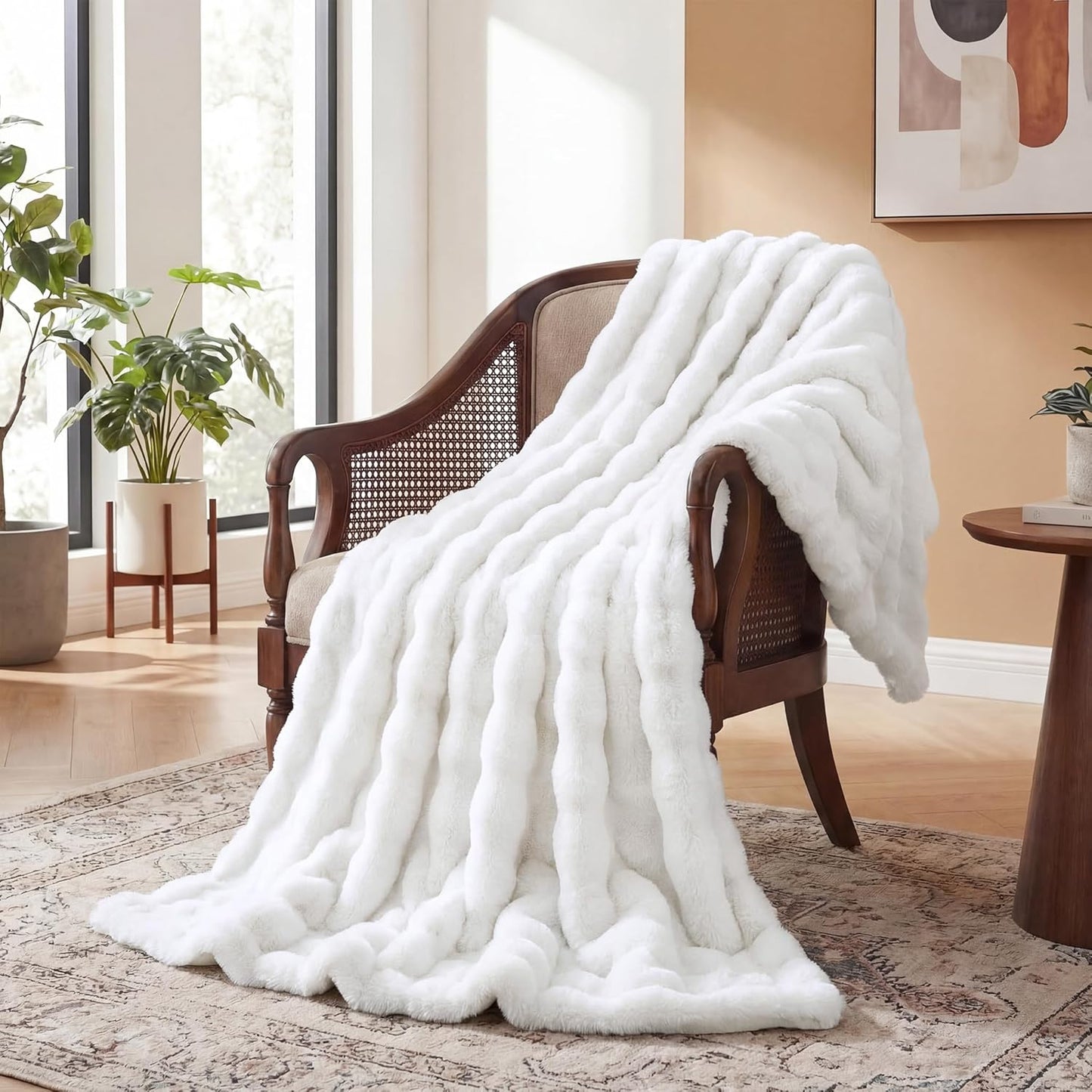 ORINOVA Faux Rabbit Fur Throw Soft Plush Cozy White Blanket 50"W x 60"L NEW