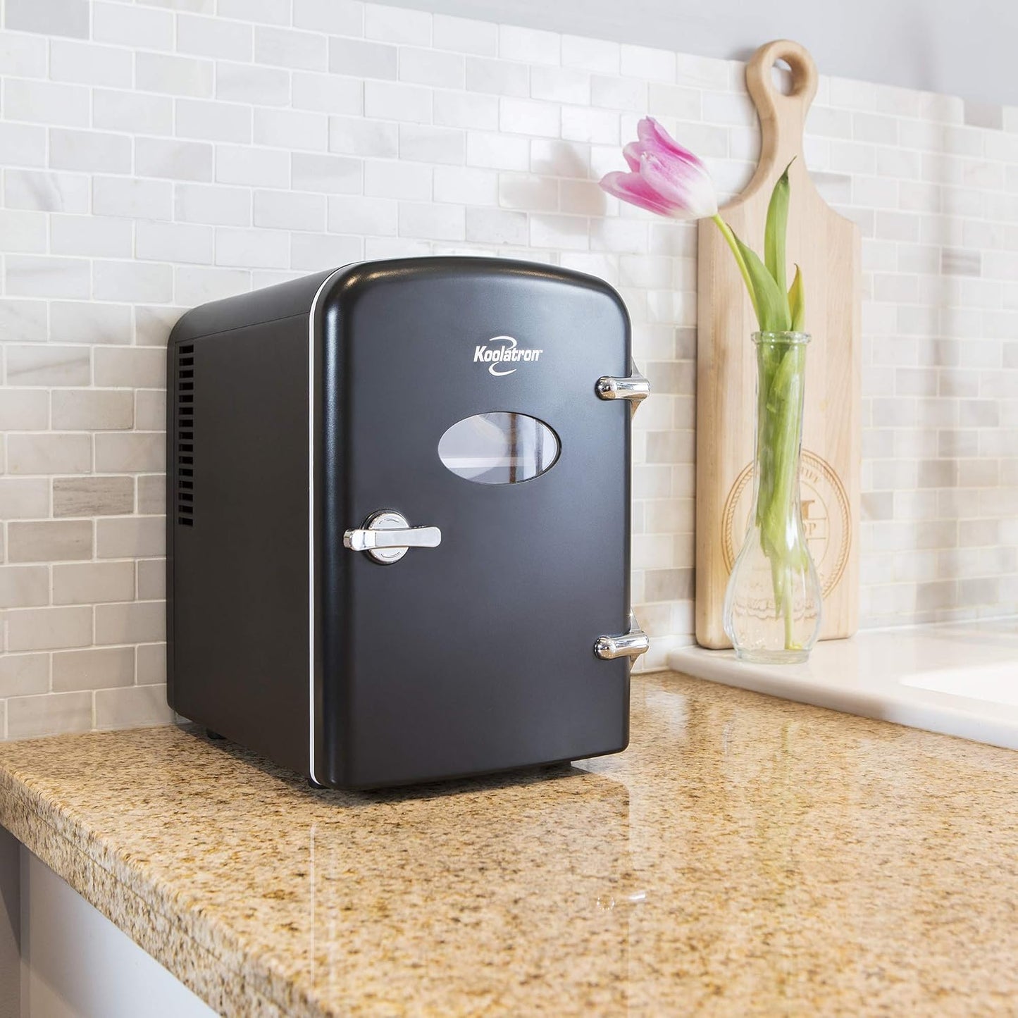 Koolatron 4L Refrigerators Portable Mini Retro Refrigerator Compact Fridge NEW