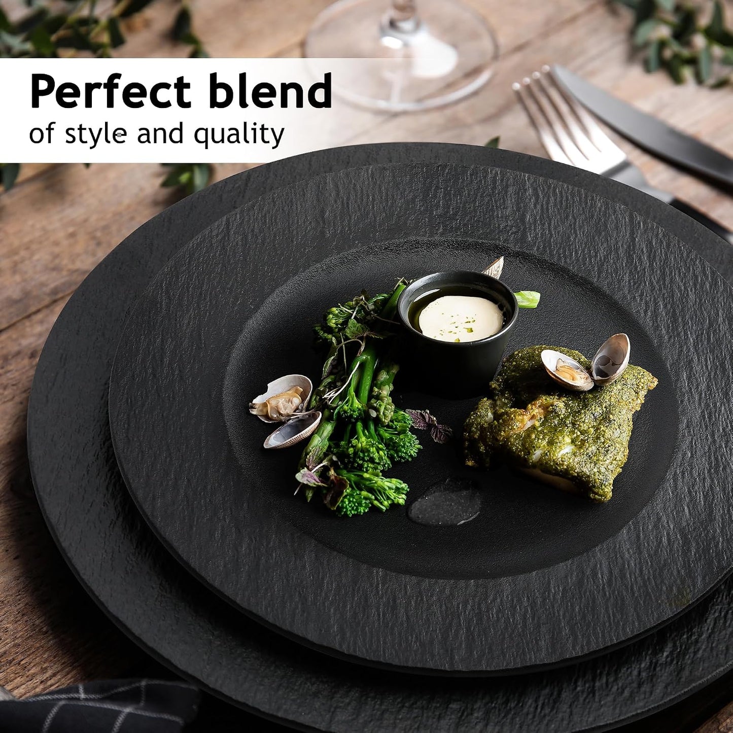 MIAMIO Modern Black Ceramic Dinner Plates Set of 4, Large 28cm / 11" NEW