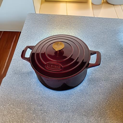 La Cuisine Enameled Cast Iron Dutch Oven Casserole Dish Pot Cranberry Red NEW