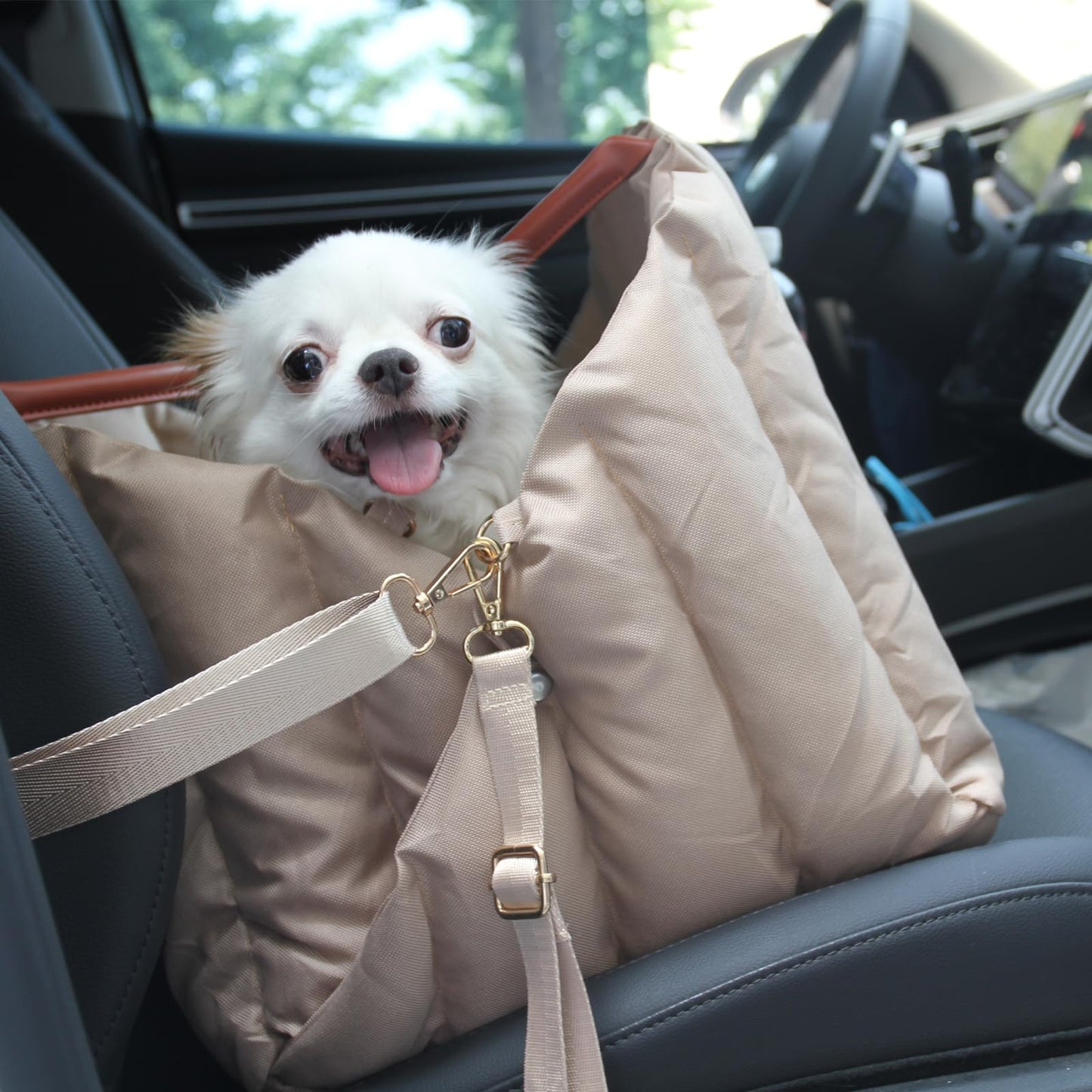 Light Brown Dog Car Seat Booster with Seatbelt Puppy Cover Size Medium NEW