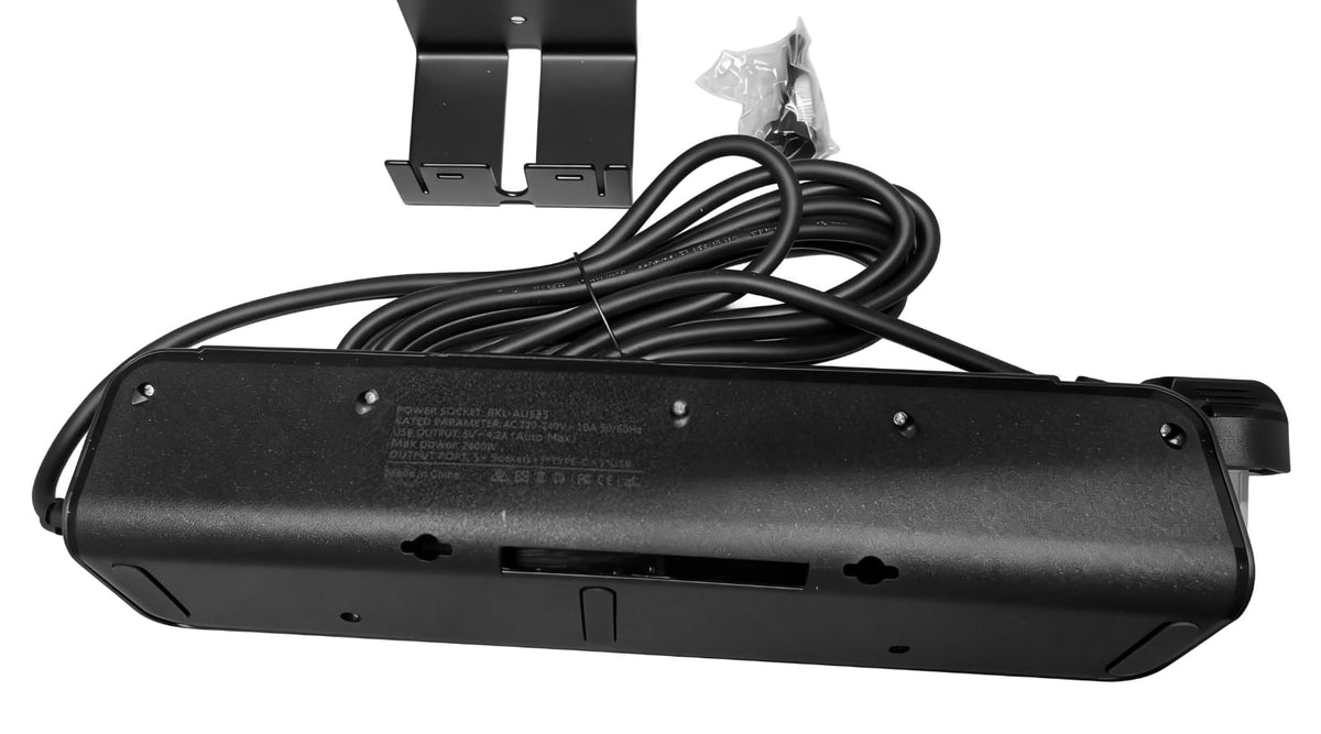 3-Outlet Desktop Power Strip with Independent Switches in Black NEW