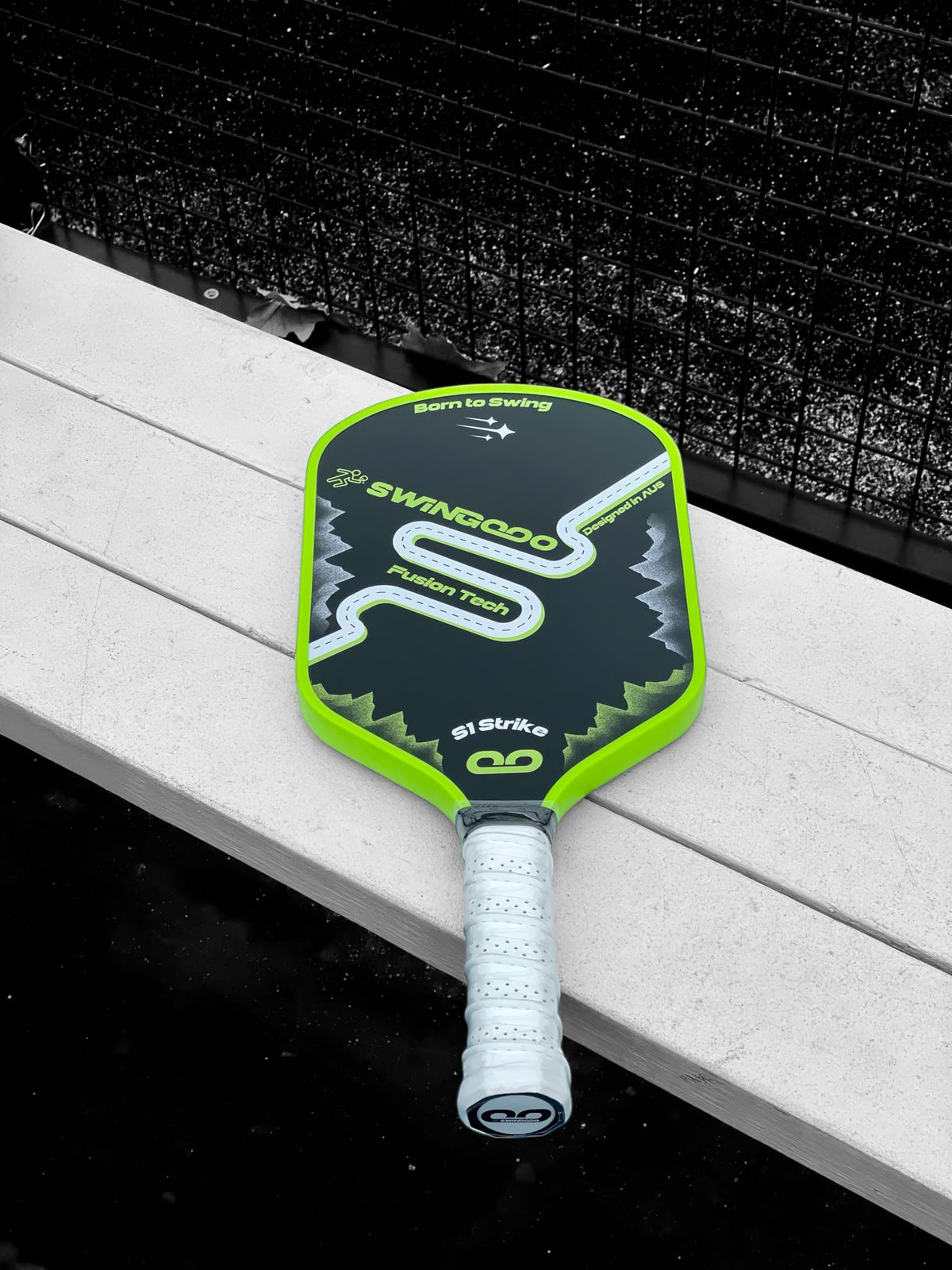 Swingooo Paddles Strike Fusion Tech Pickleball Paddle Carbon Fiber Size 14 NEW