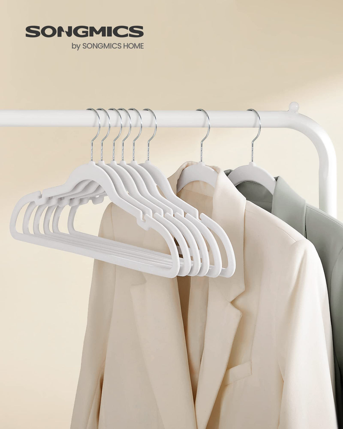 SONGMICS White Velvet Coat Hangers Non-Slip Set of 50 Storage NEW
