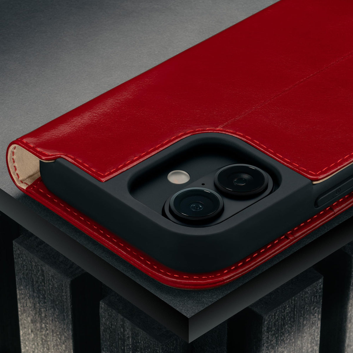 TORRO Red Leather Flip Wallet Case for iPhone 17 Pro Max 6.9 Inch NEW