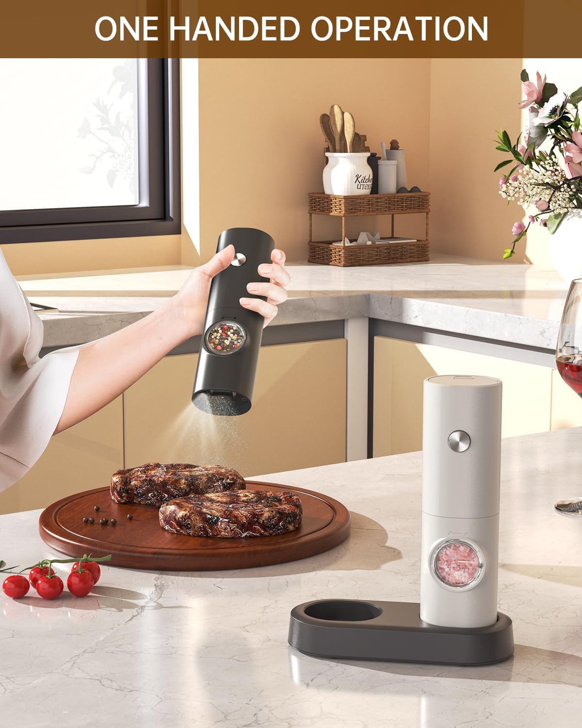 CIRCLE JOY Electric Salt and Pepper Grinder Set Battery Operated Spice Mill NEW