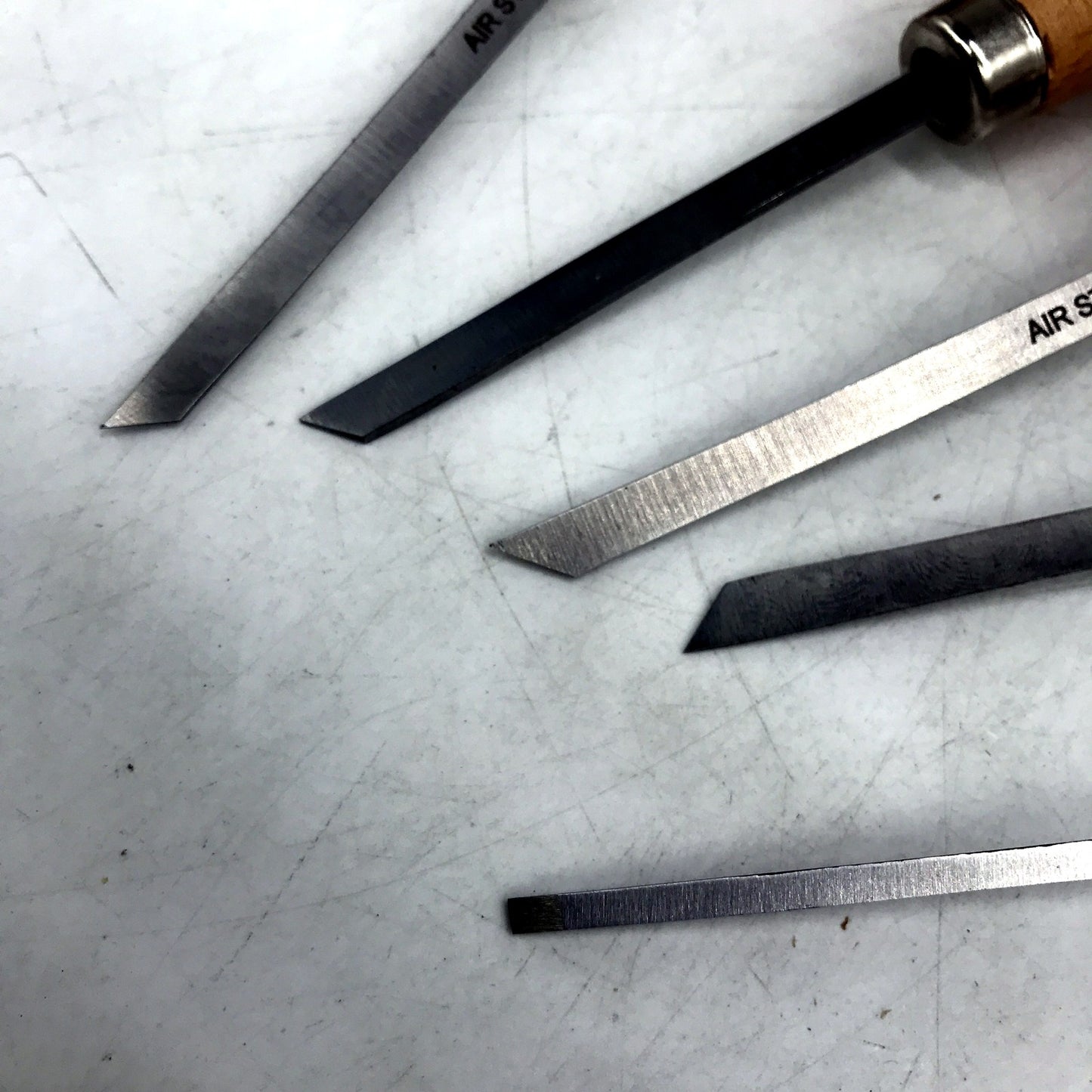 Engraving Tools Set 5pcs Gravers with Wooden Handles Jewellery Engraver Size