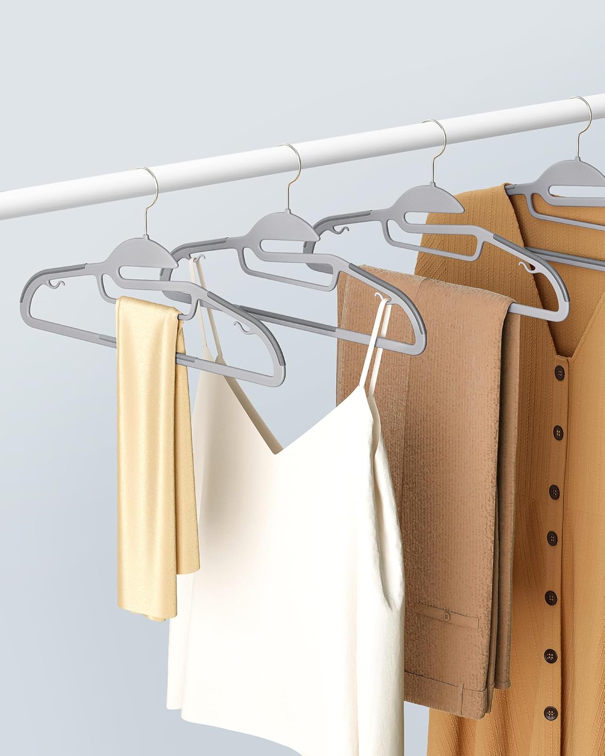 SONGMICS 20 Piece Plastic Coat Hangers with U-Shaped Hooks Light Grey Dark NEW