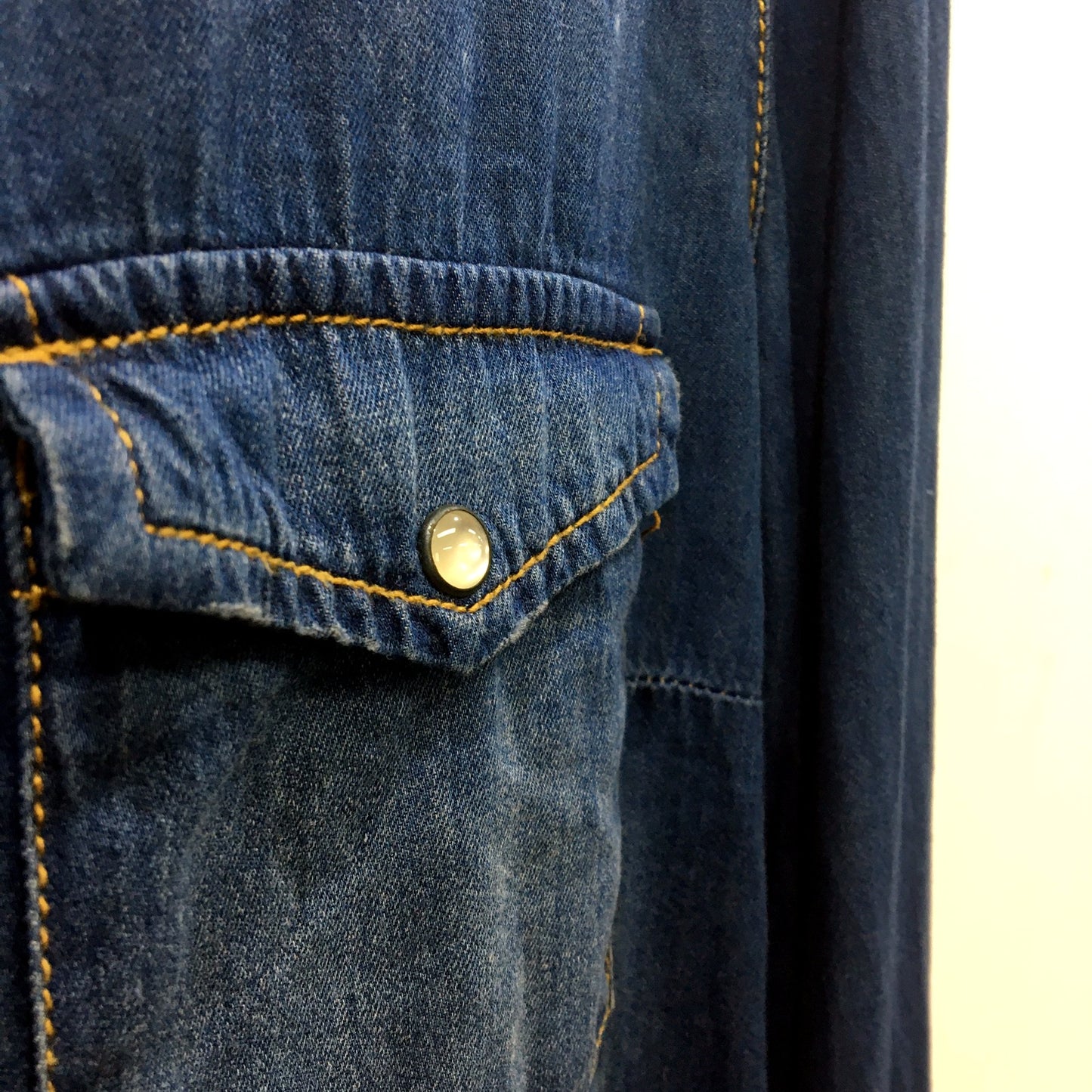 Mango Mens Jeans Distressed Denim Shirt Casual Size Small