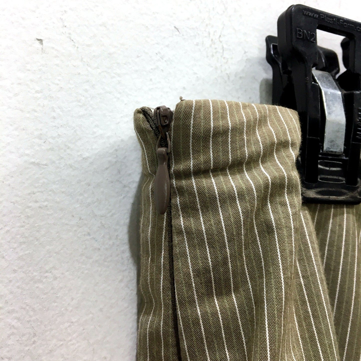 Portmans Womens Pleated Skirt Olive Green with White Pinstripes Size 12