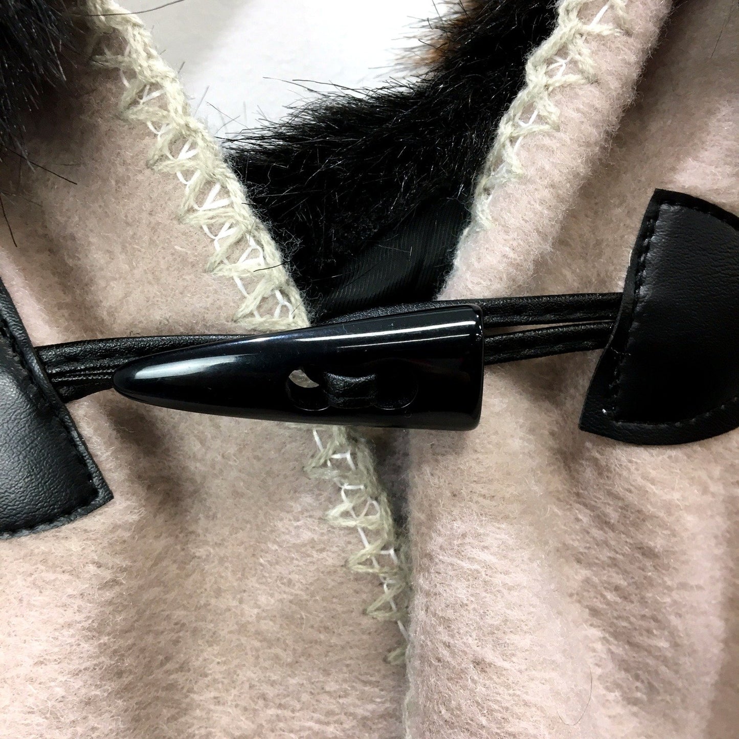Womens Camel Cashmere Poncho with Faux Fur Collar in Beige, One Size