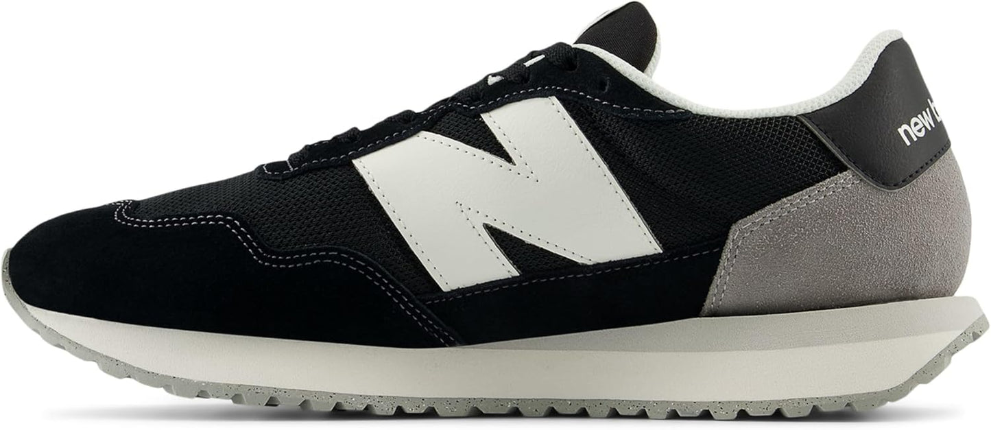New Balance Lightweight Cushioned Sneakers BLACK/NB 103 WHITE Mens US 6.5 NEW
