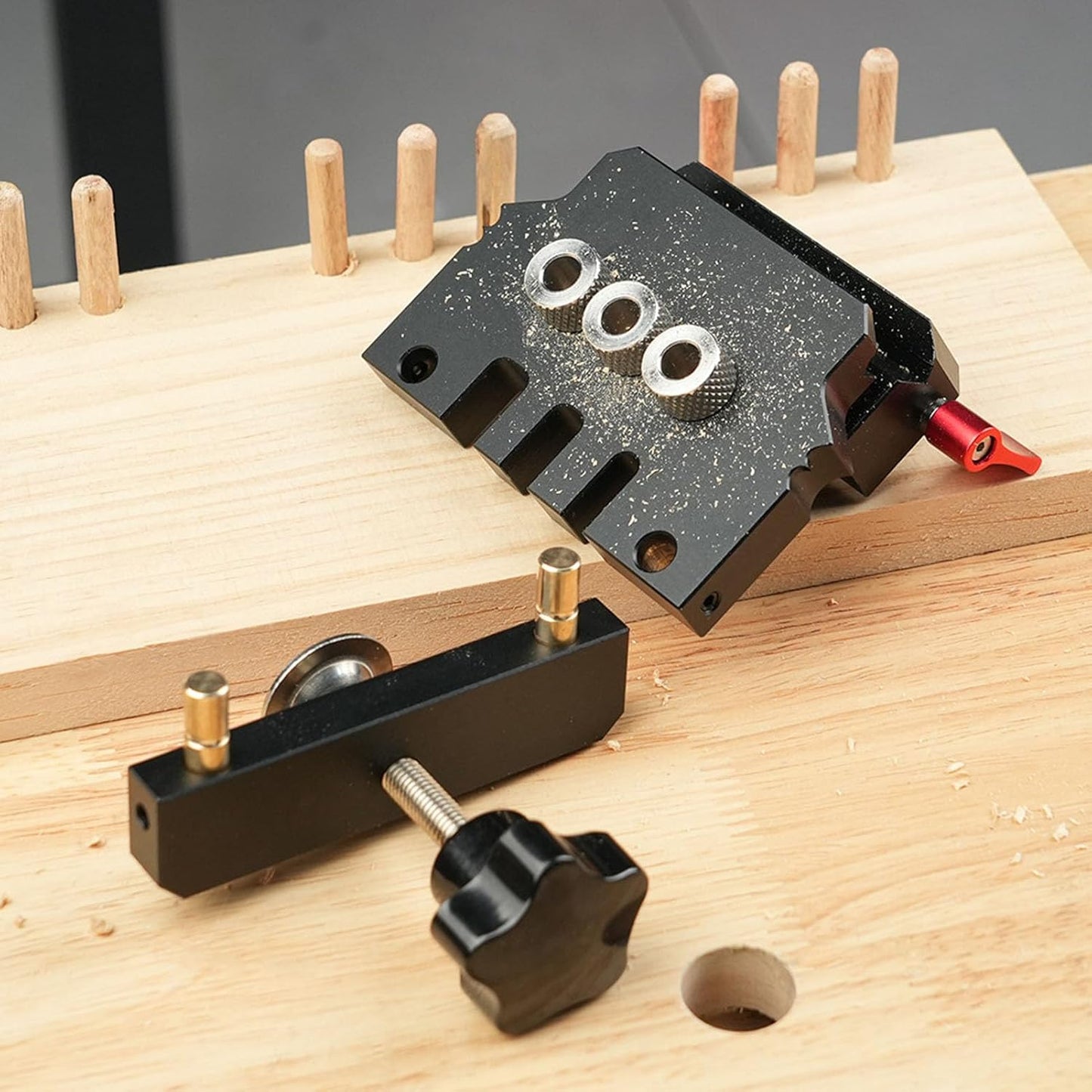 Jiawu Self-Centering Doweling Jig Kit - Drill Straight Holes Accurately DEMO