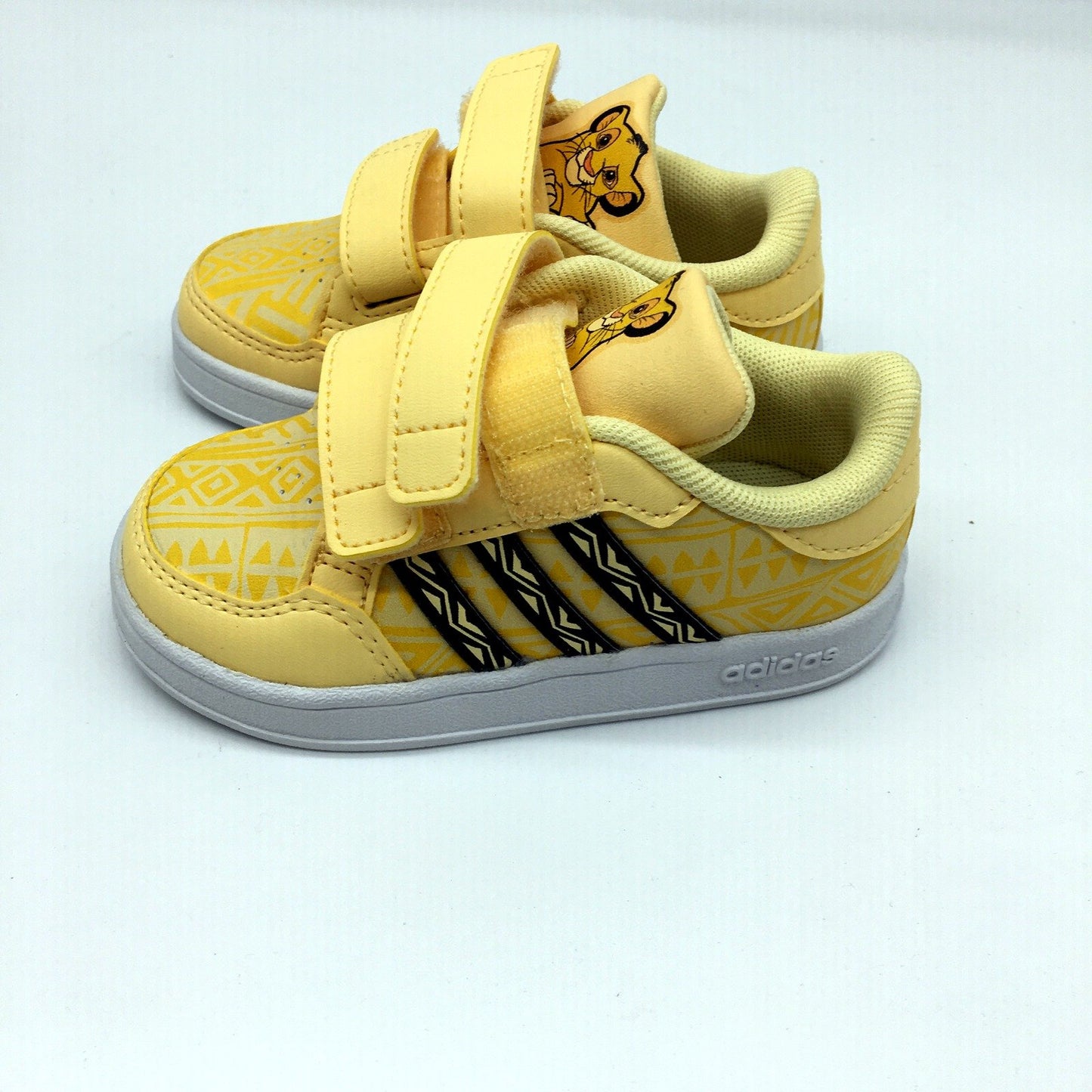 Adidas Breaknet Lion King Sneakers Velcro Cushioned Yellow Toddler US 5.5 NEW