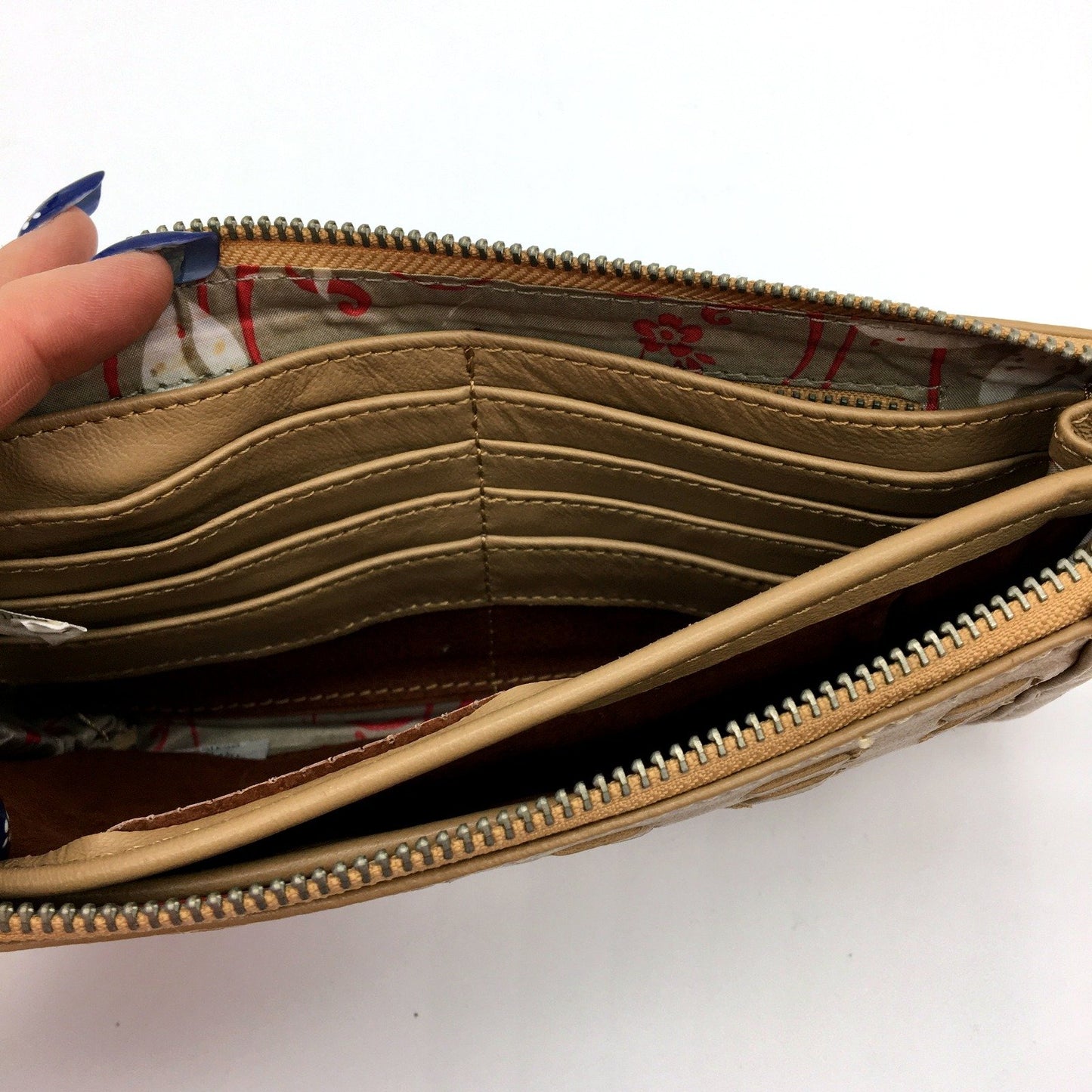 Poppy Green Womens Handcrafted Leather Clutch Wallet in Tan Brown NEW