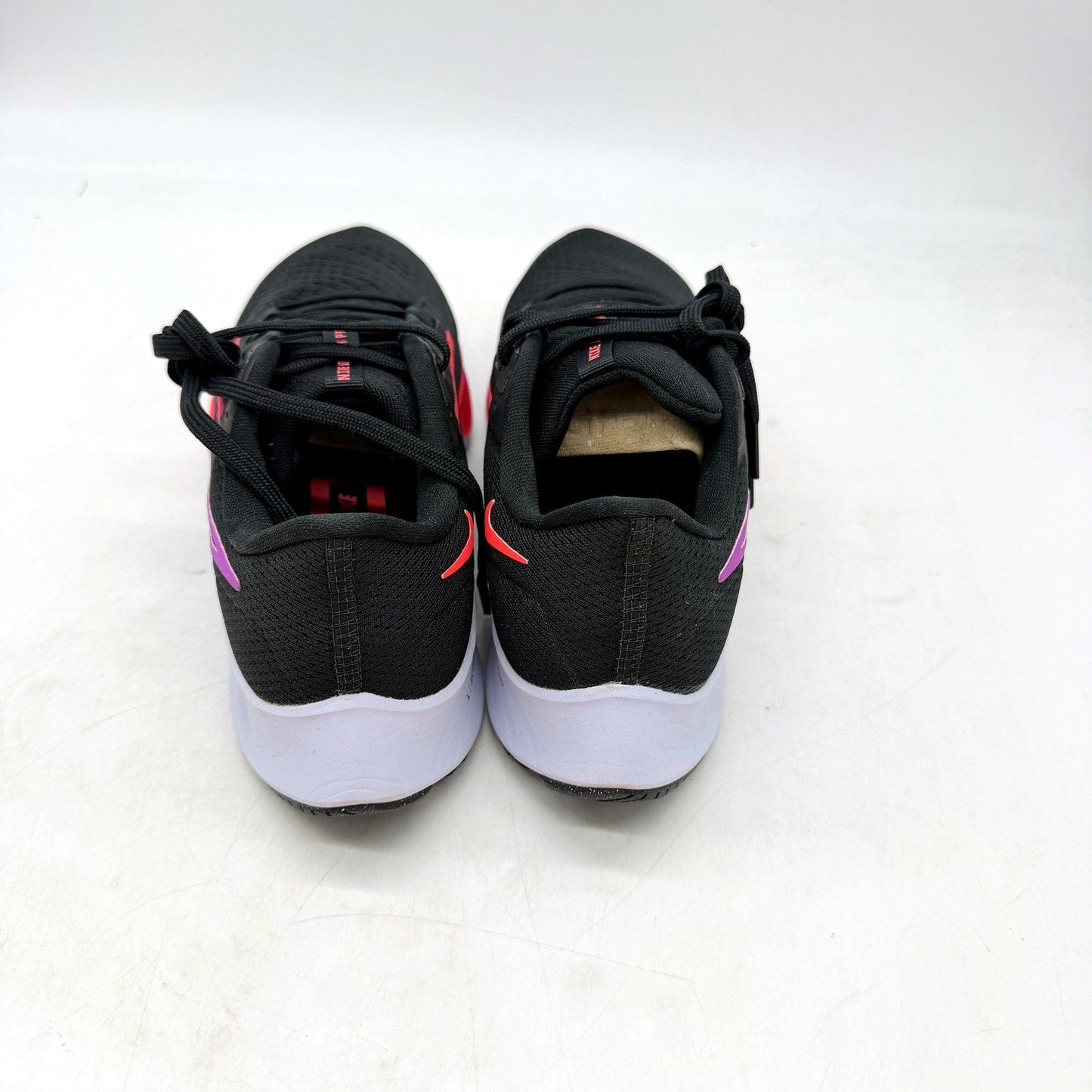 Nike Womens Air Zoom Pegasus 38 Running Shoes Black/Hyper Violet Size US 9.5 NEW