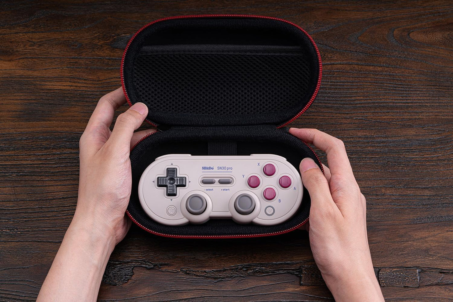 8Bitdo Classic Electronics Controller Travel Case for SN30 Pro, M30 NEW