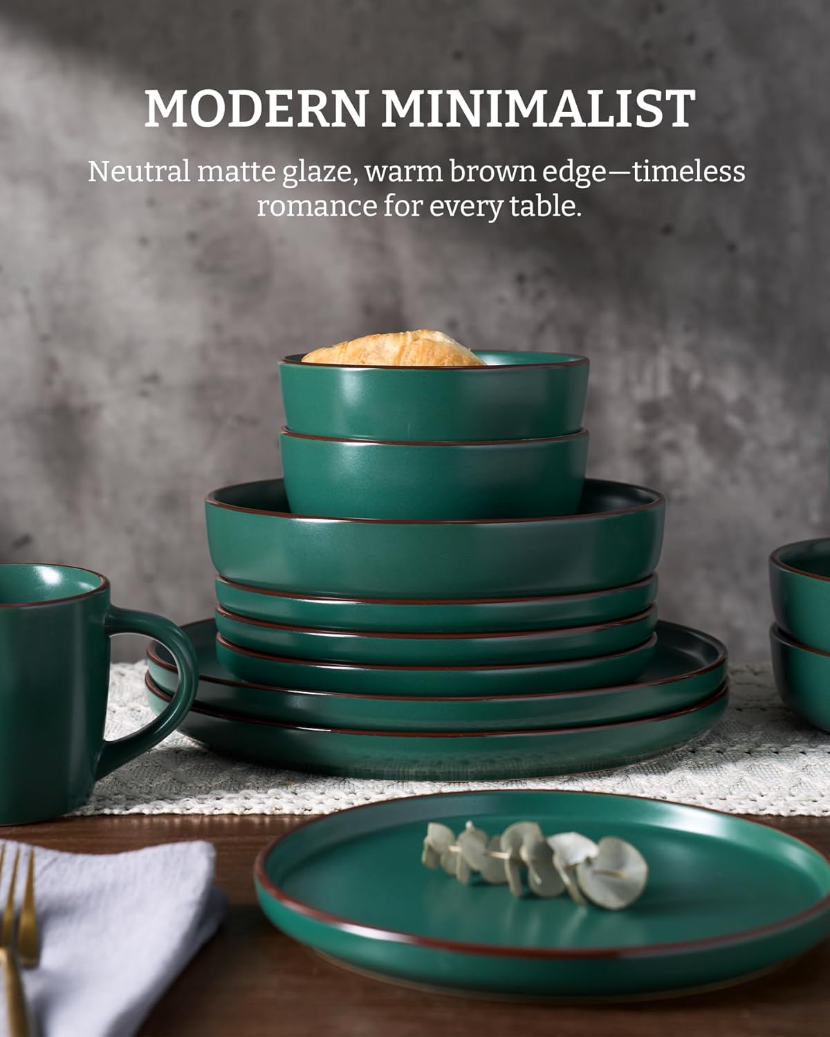 Famiware 18-Piece Stoneware Dinnerware Set in Dark Green Dinner Plates NEW