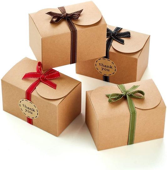 Hayley Cherie 20-Count Green and White Cardboard Gift Boxes Pack Size 20 NEW