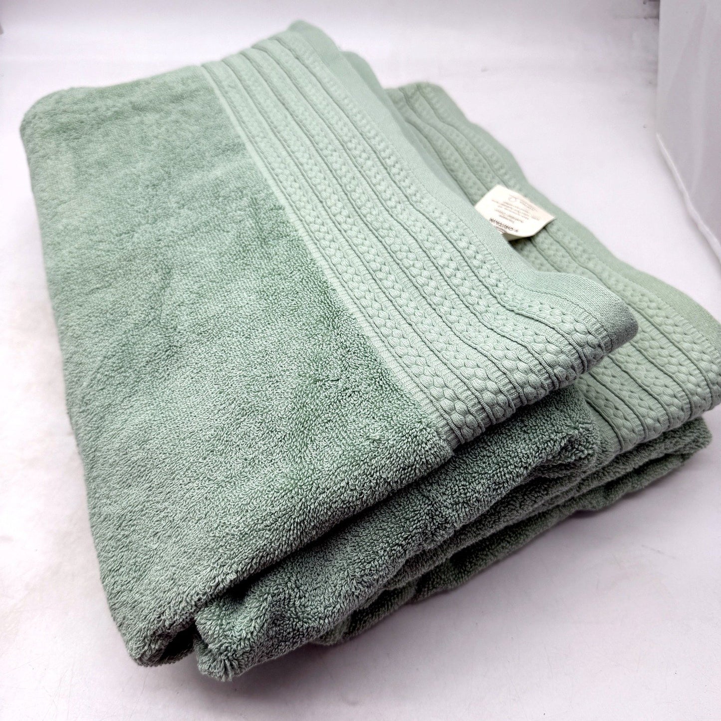 Soft & Plush Light Green Textured Hem Bath Sheets Cotton Towels 2 Pack NEW