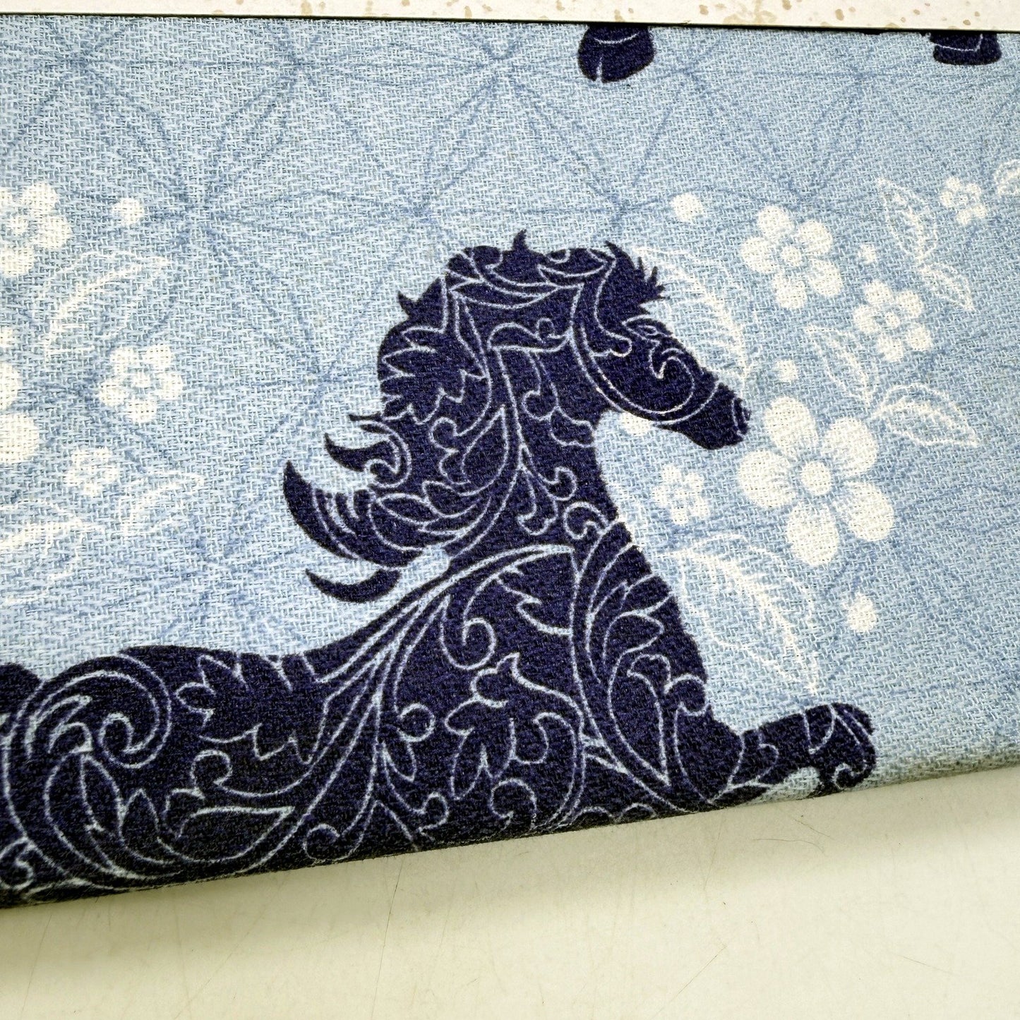 Floral & Horse Oriental Design Tablecloth Cotton Polyester 1.35m x 1.80m NEW