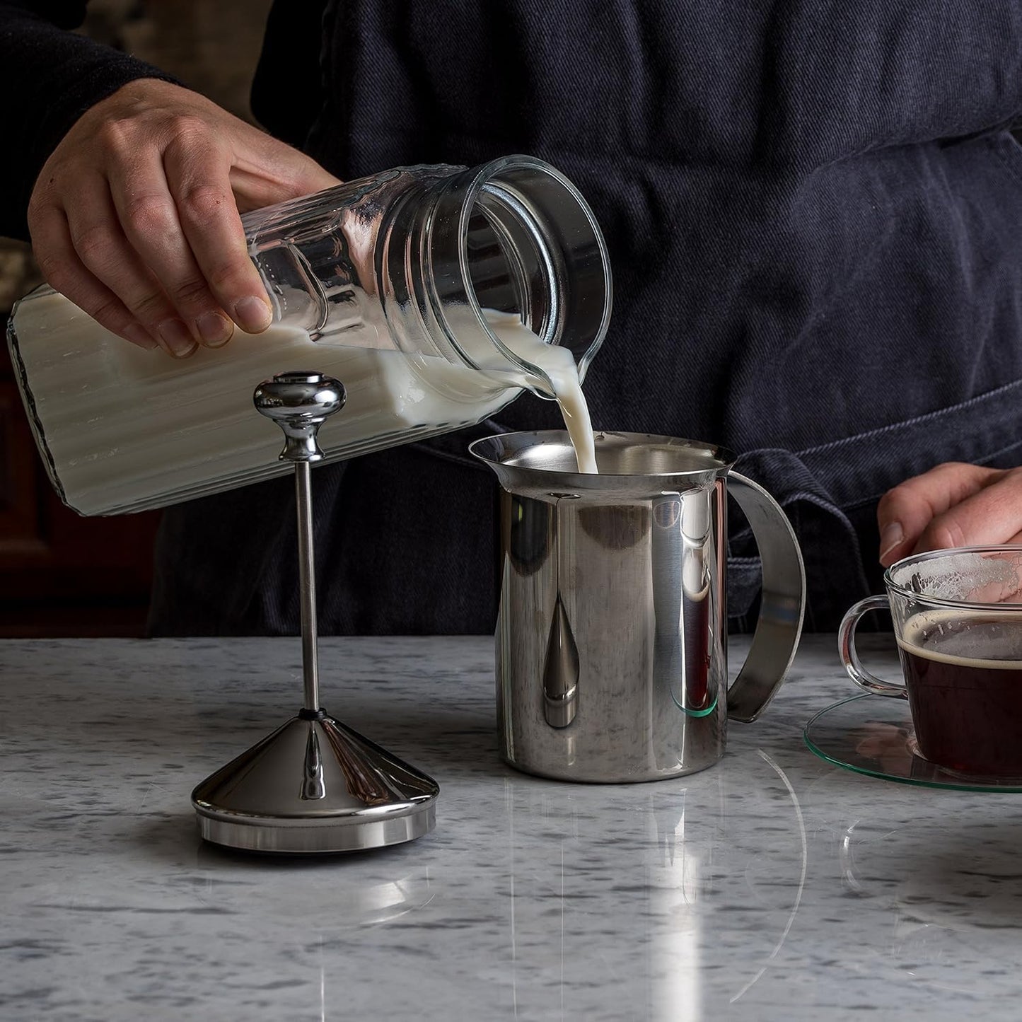 Stainless Steel Manual Milk Frother and Foamer with Filter Screen DEMO