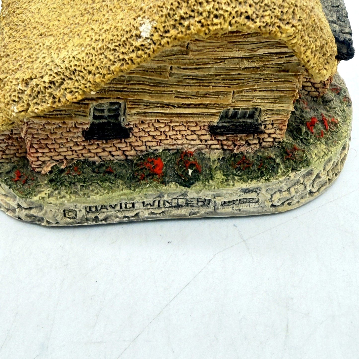 VINTAGE 1980's David Winter Decorative Cottages 3 Piece Ceramic Home Decor
