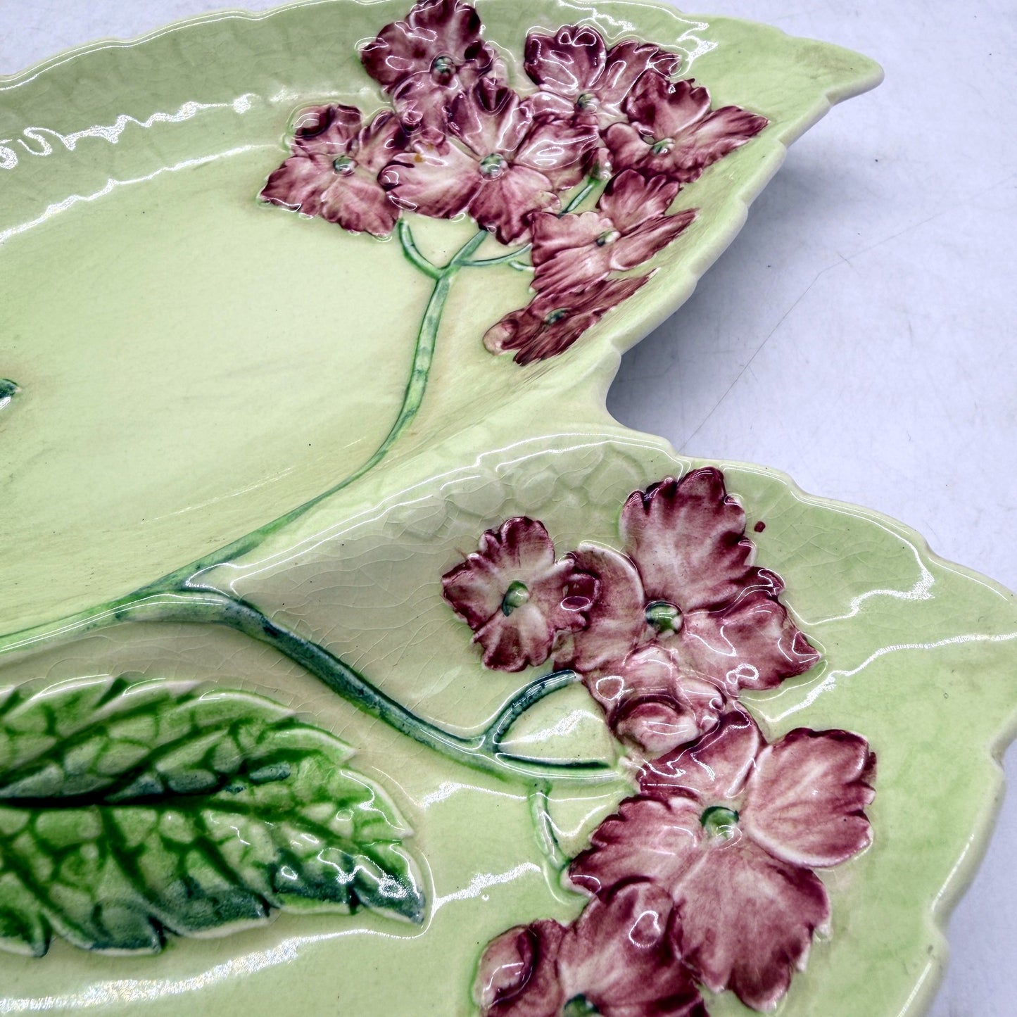 VINTAGE CarltonWare Decorative Ceramic Leaf Style Floral Embossed Plate Green