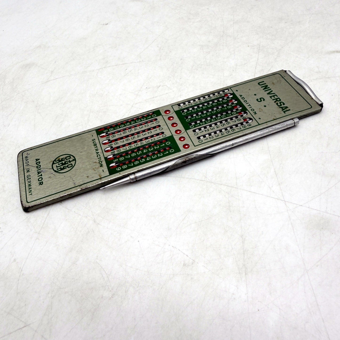 VINTAGE Universal Germany Mechanical Calculator Adding Subtracting Math Tool