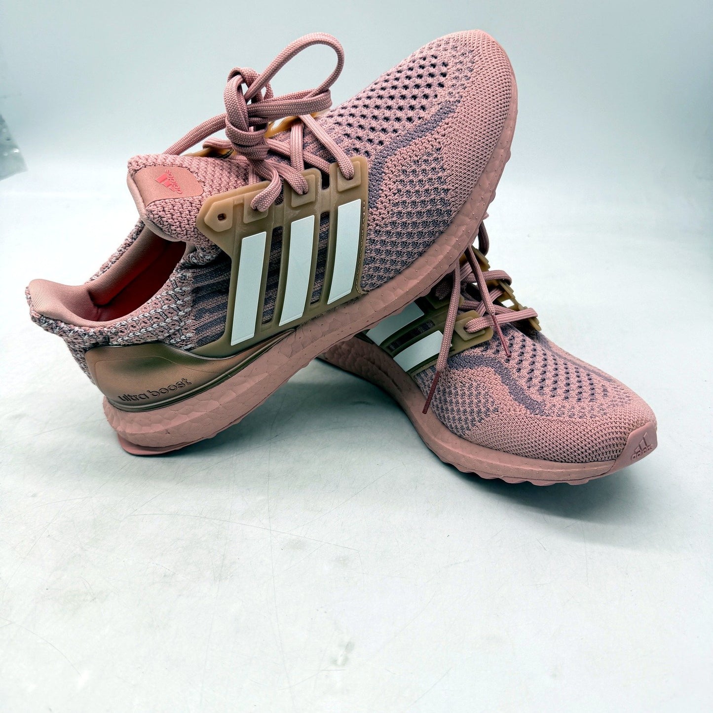 adidas Womens Ultraboost 5.0 DNA Running Shoes, Pink & Metallic US Size 8 NEW