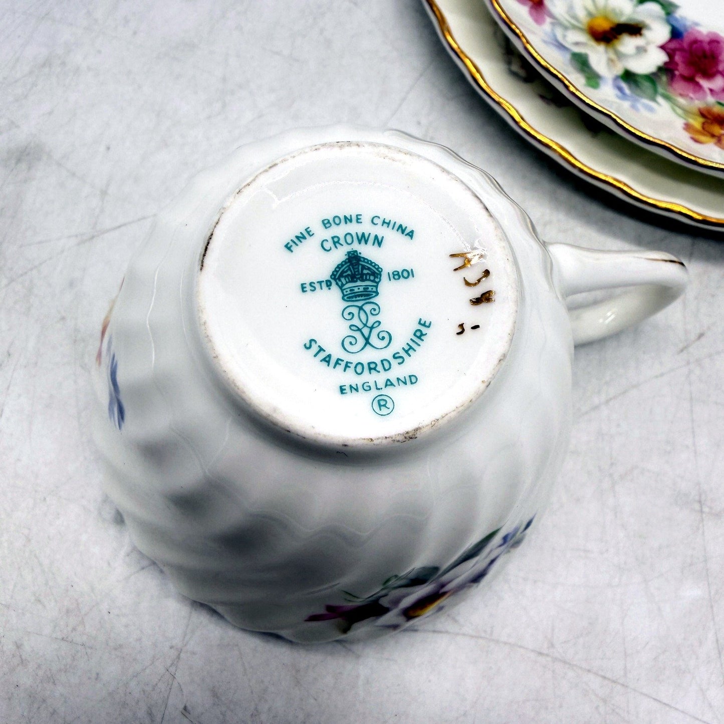 VINTAGE Crown Staffordshire England Fine Bone China Tea Cup & Saucer Set White
