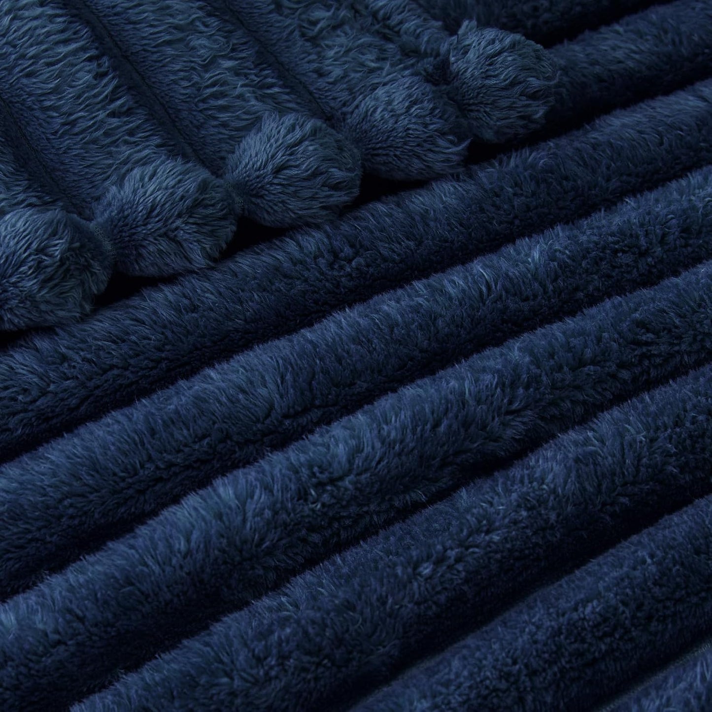 Exclusivo Mezcla Throws Striped Jacquard Fleece Throw Blanket Navy Blue TWIN NEW