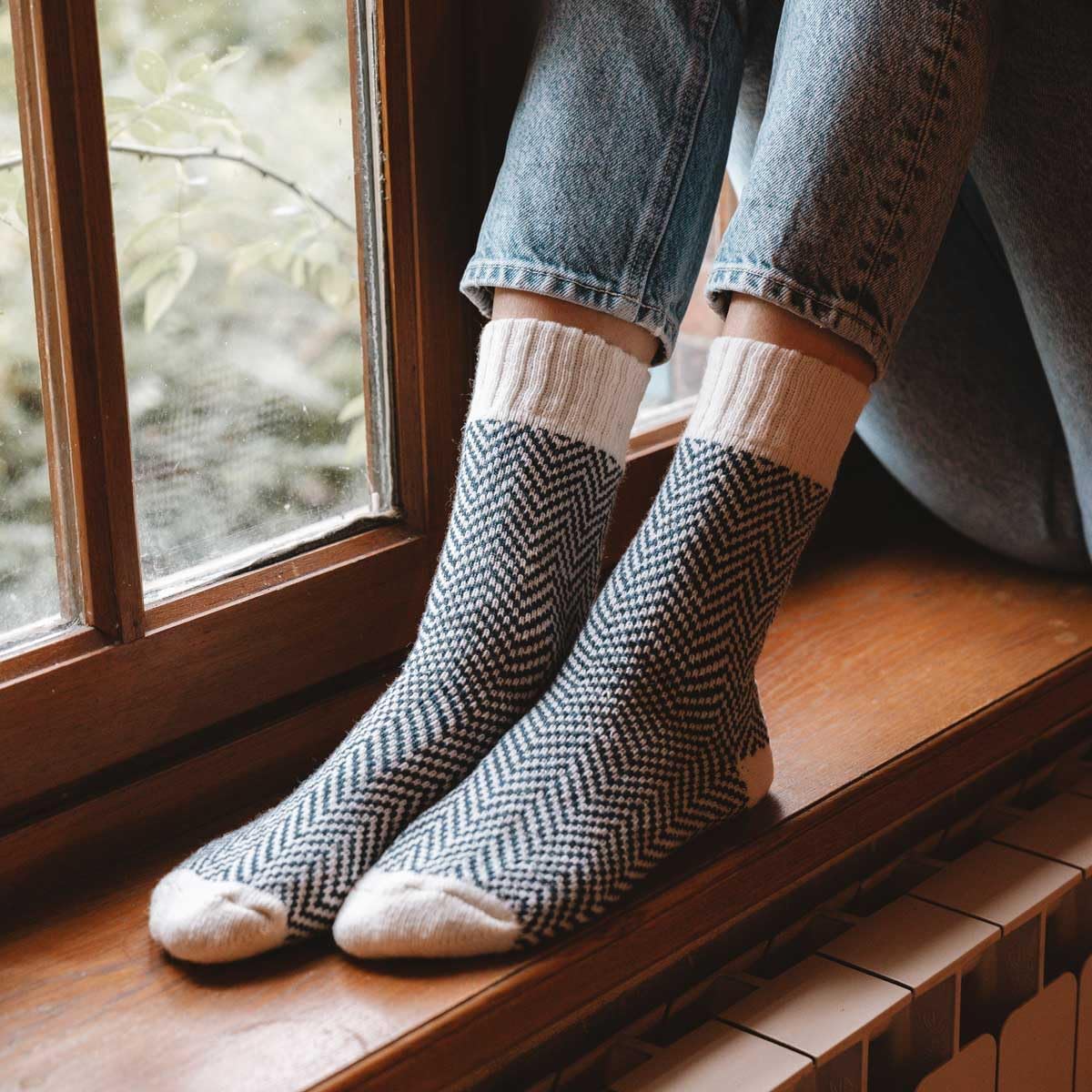 NORDIC Merino Wool Crew Socks Unisex - Warm & Moisture-Wicking Magnus NEW