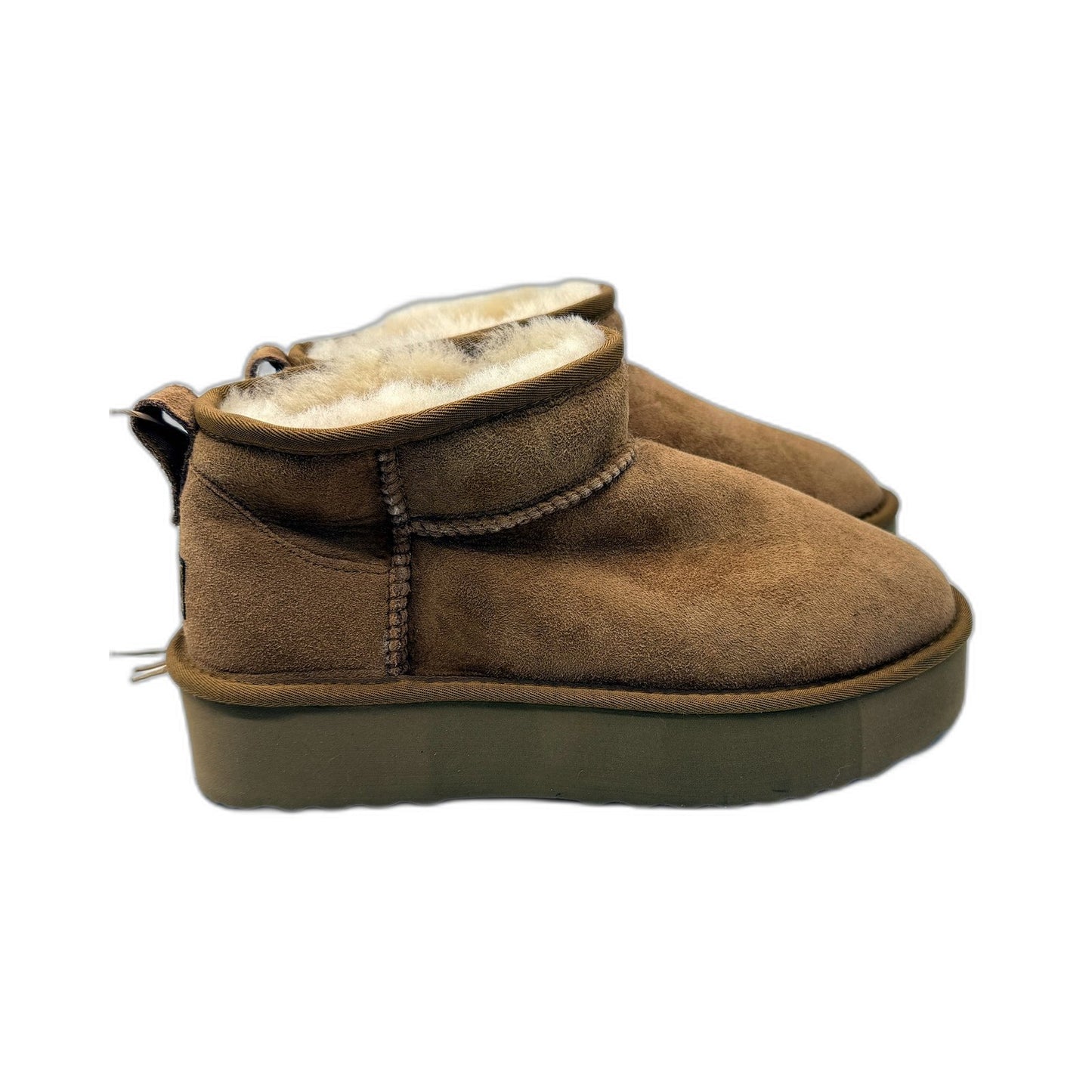 UGG Ozwild Unisex Chestnut Sheepskin Ankle Boots EU 40 Size AU 9 NEW