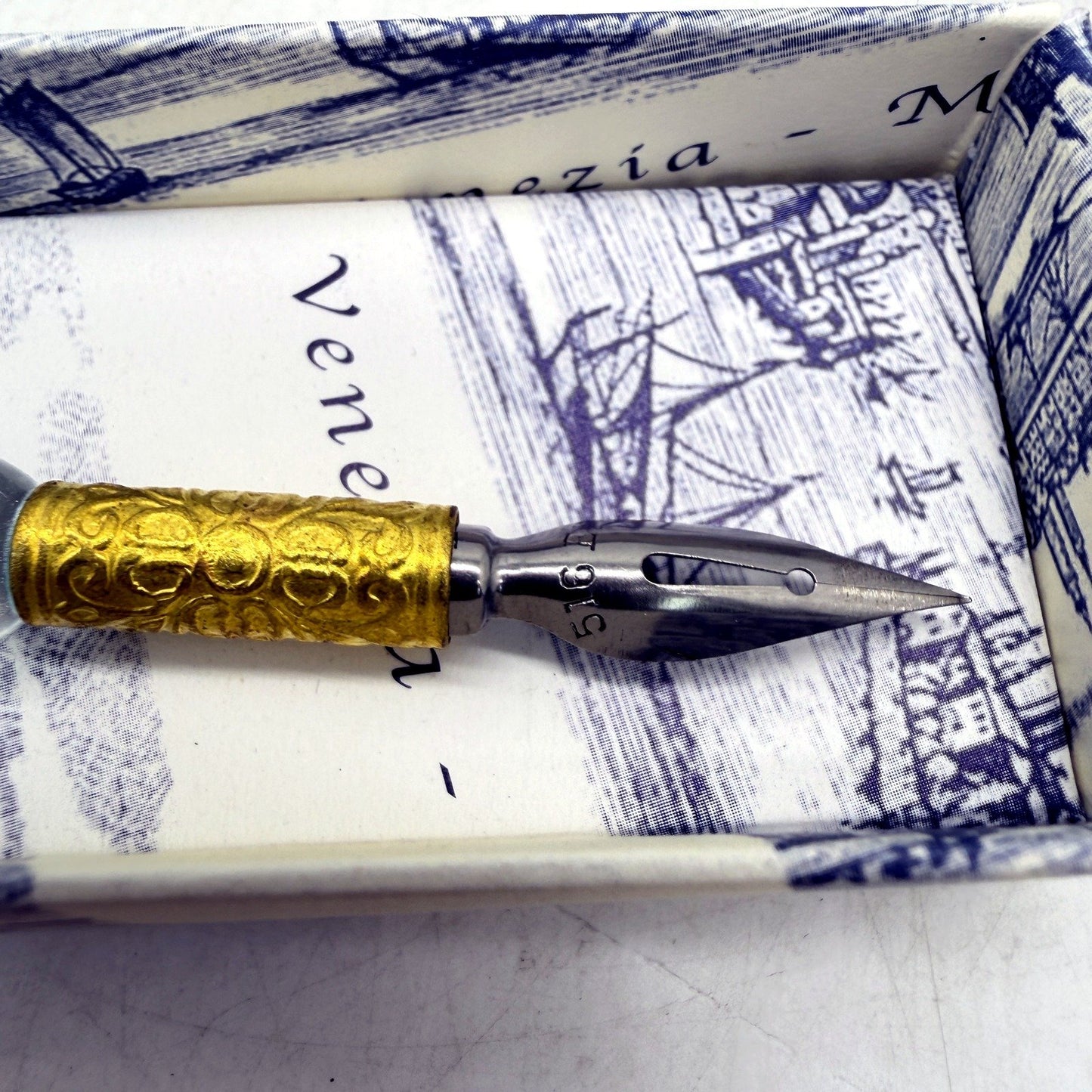 COLLECTABLE Sardi Giampiero Clear & Blue Glass Ink Dip Pen Calligraphy Drawing