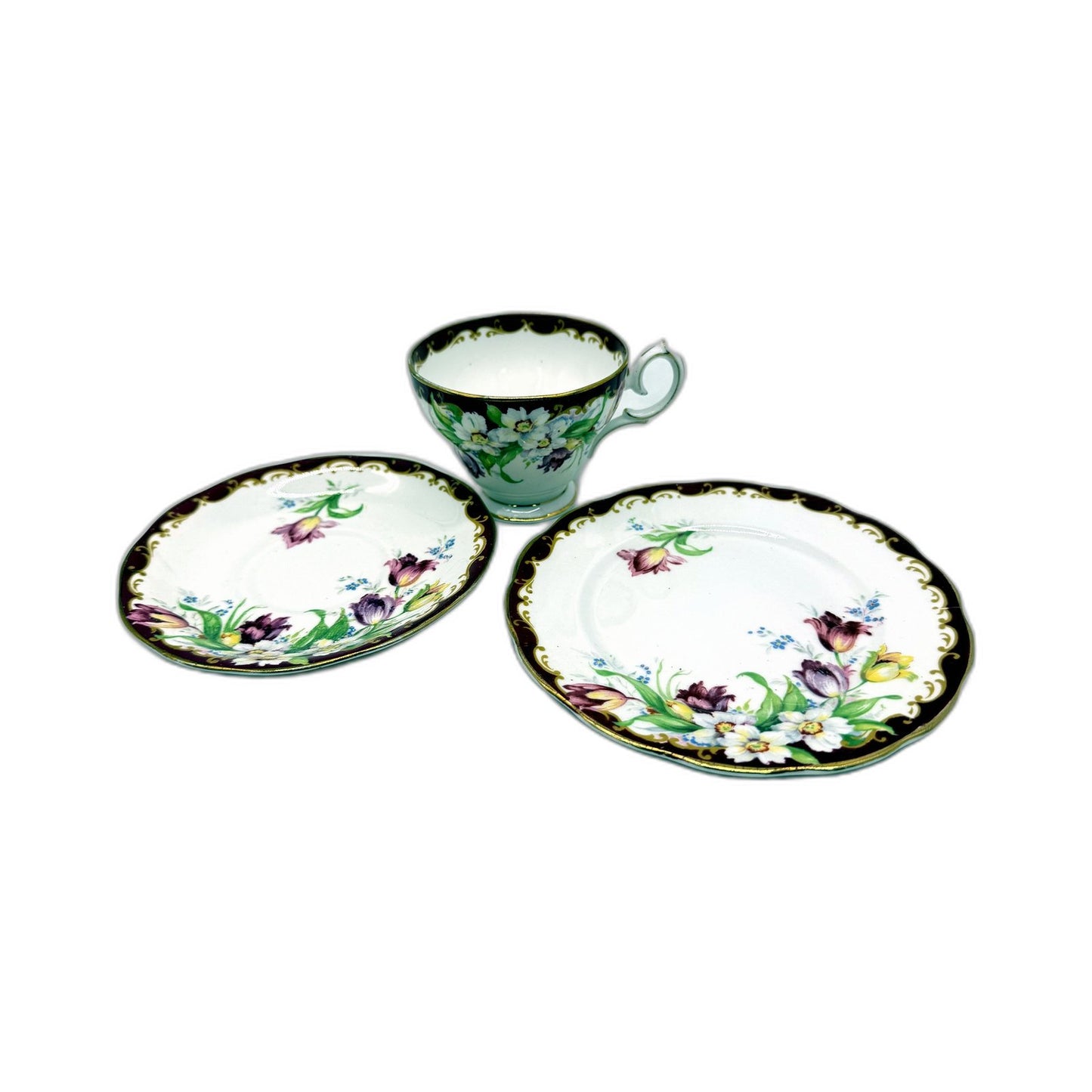VINTAGE 3Pce Bell Fine Bone China Teacup and Saucer Set Floral Pattern Gold Trim