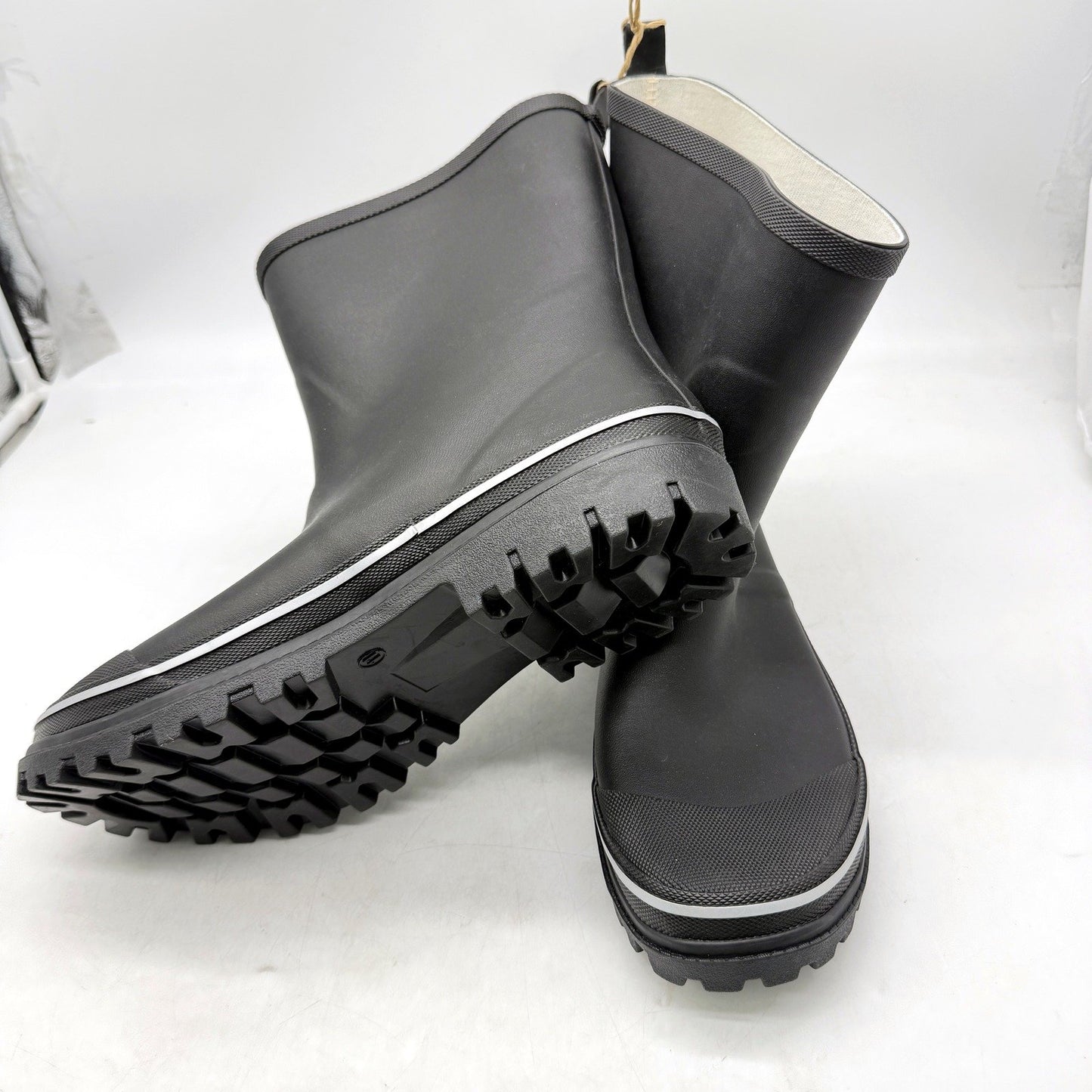 Mens Waterproof Rain Boots Lugged Sole Rubber Black Gum Boots Size AU 11 NEW