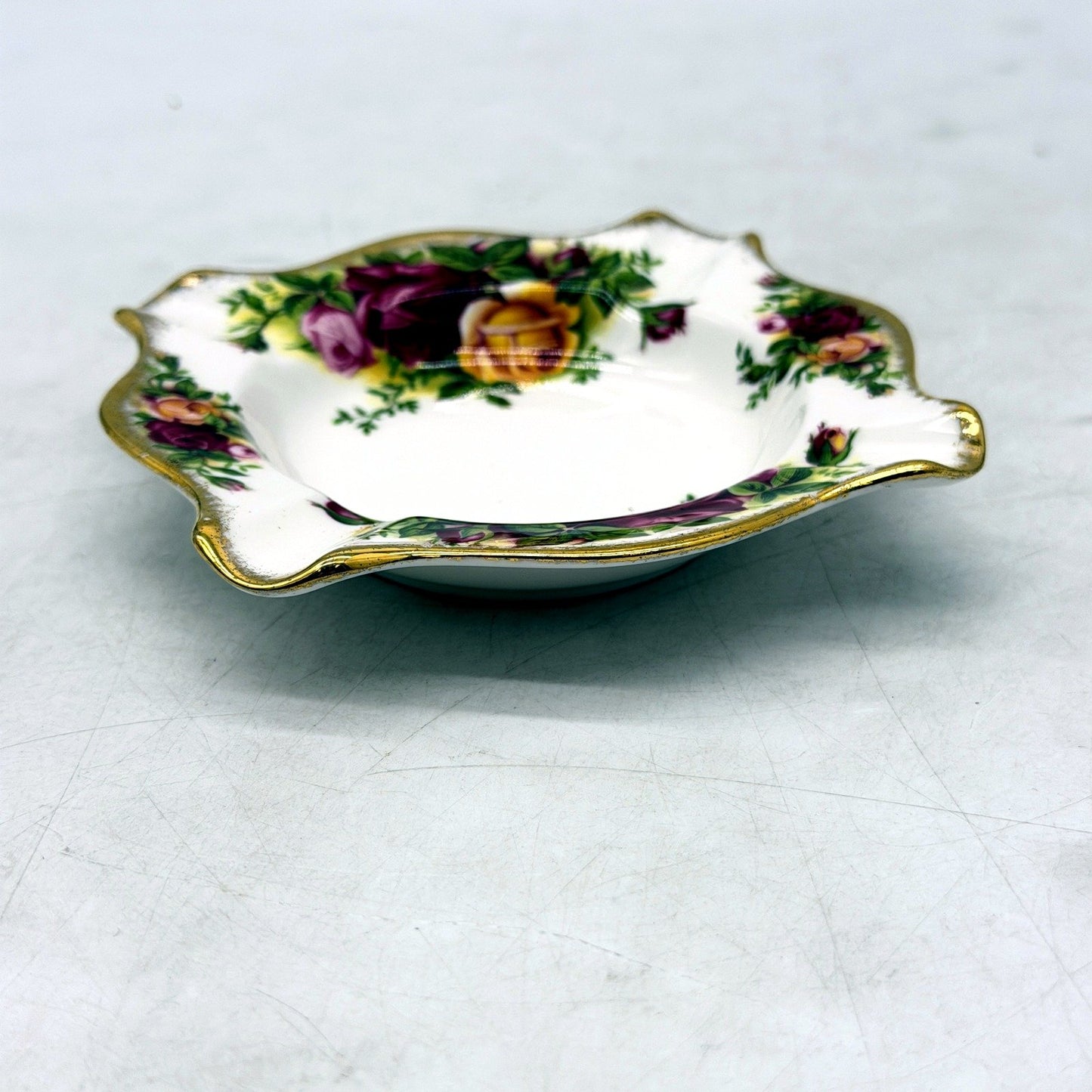 VINTAGE Royal Albert Old Country Roses Floral Bone China Trinket Dish