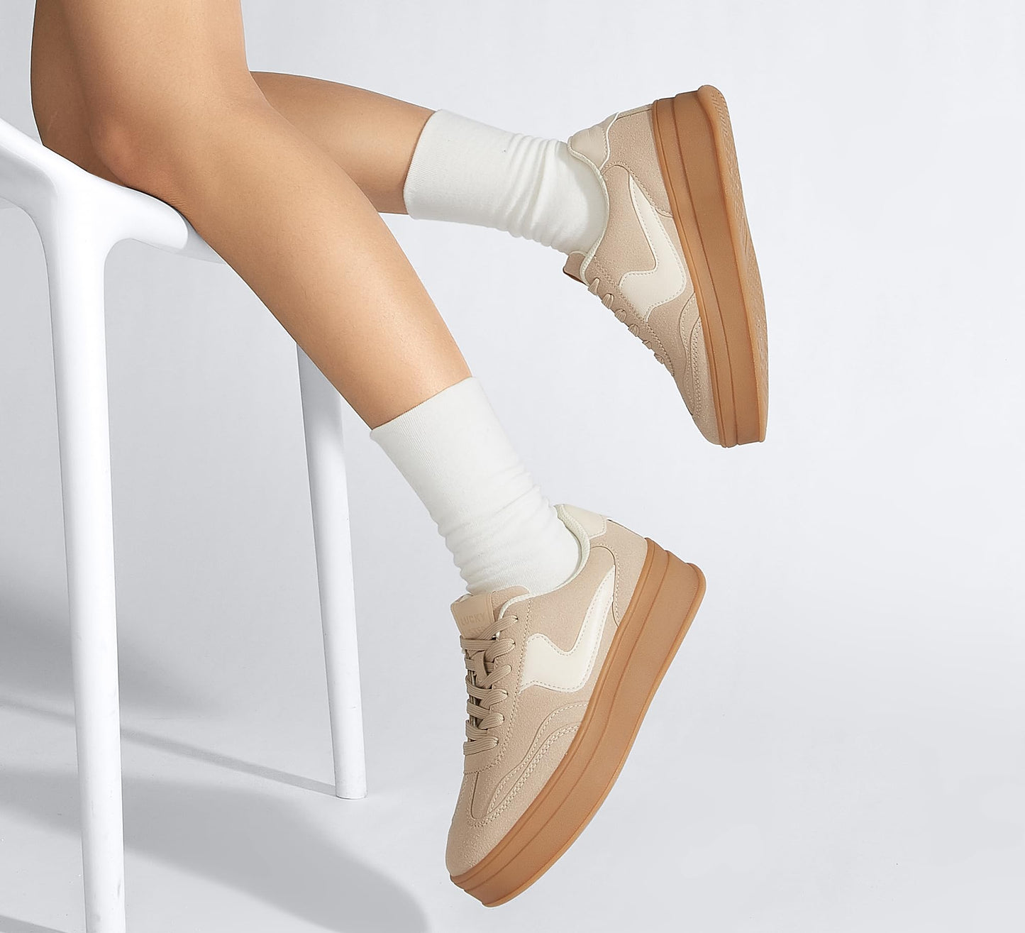 LUCKY STEP Beige Faux Suede Trainers Comfortable Sneakers for Women US 6 NEW