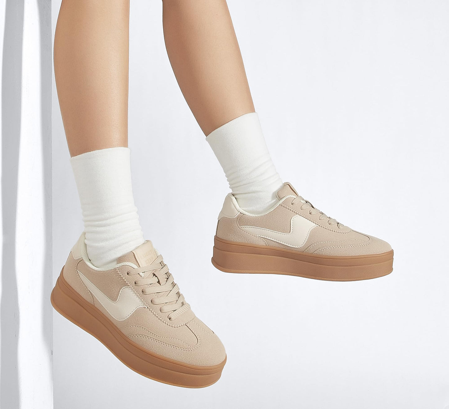 LUCKY STEP Beige Faux Suede Trainers Comfortable Fashion Sneakers Women US11 NEW