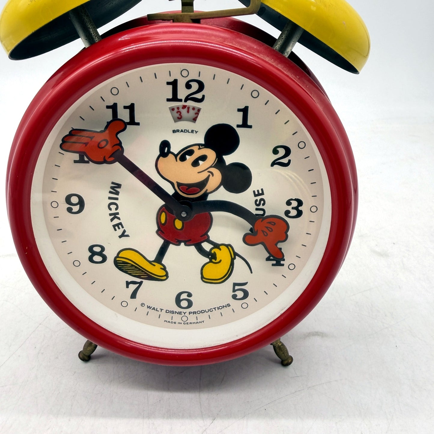 VINTAGE Walt Disney Retro Mickey Mouse Collectible Alarm Clock Red Yellow