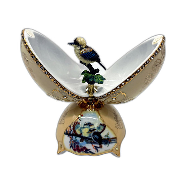 COLLECTABLE Heirloom Porcelain Kookaburra Kind Of The Bush Music Box