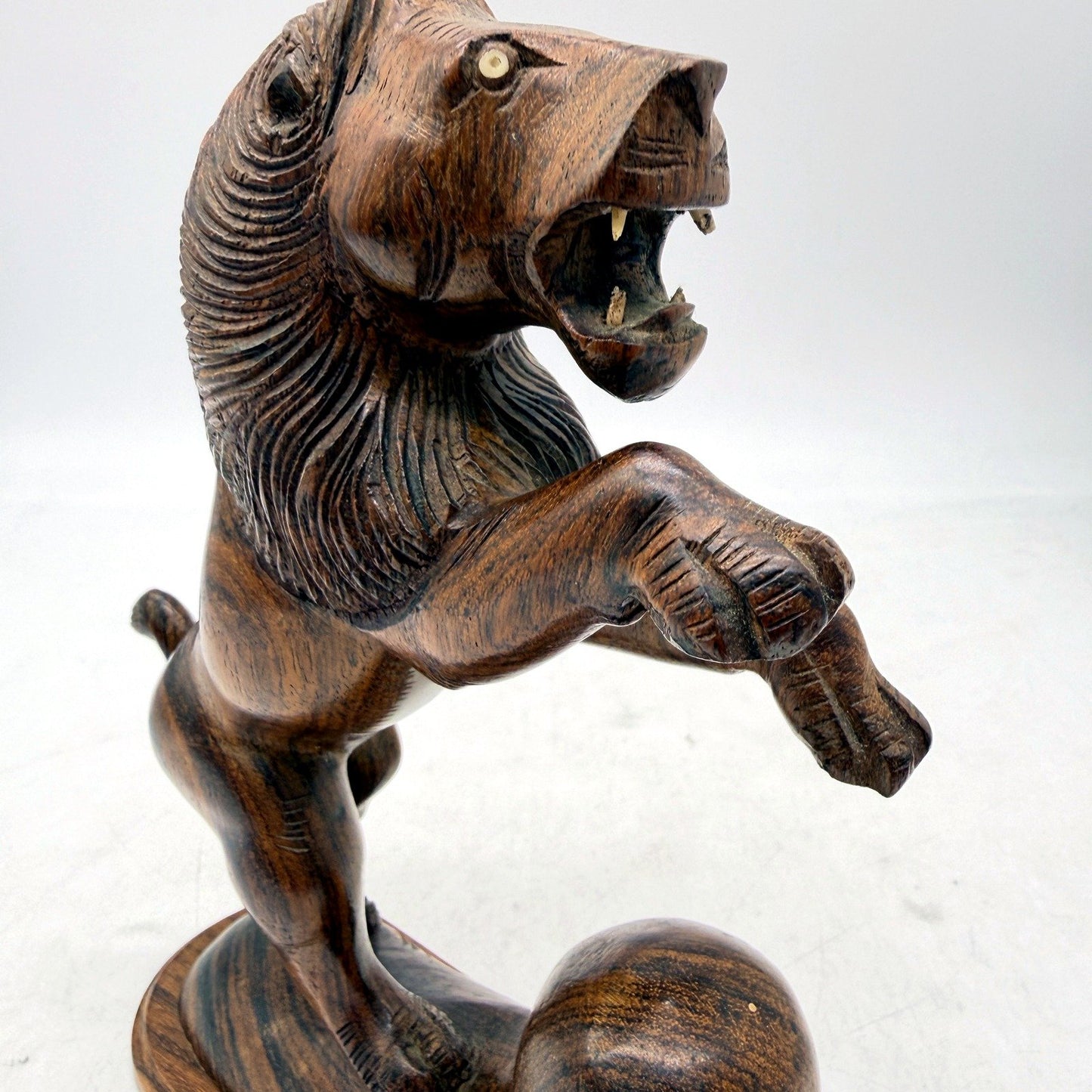 VINTAGE Hand Carved Rustic Brown Wooden Lion Figurine Animal Statue 23cm
