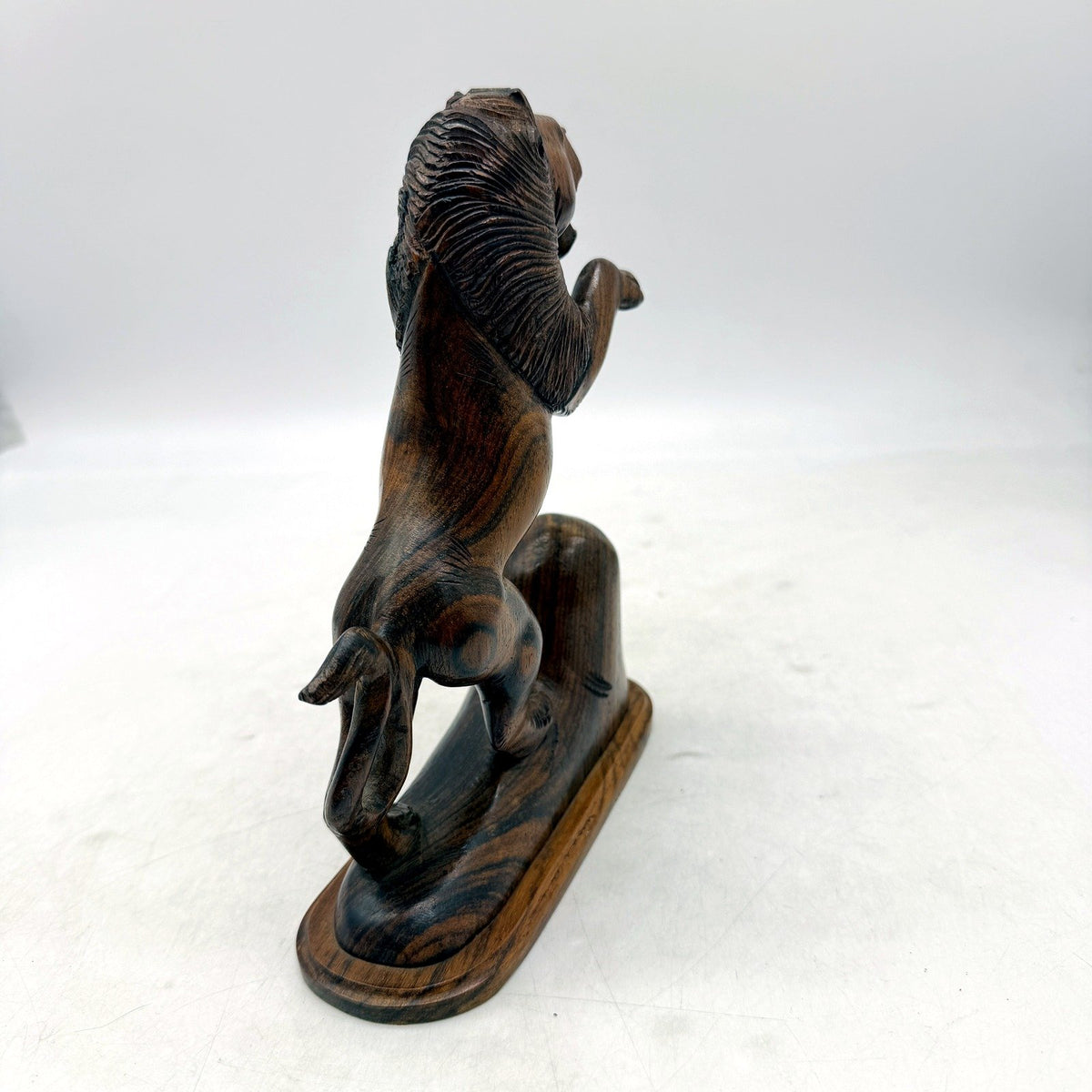 VINTAGE Hand Carved Rustic Brown Wooden Lion Figurine Animal Statue 23cm