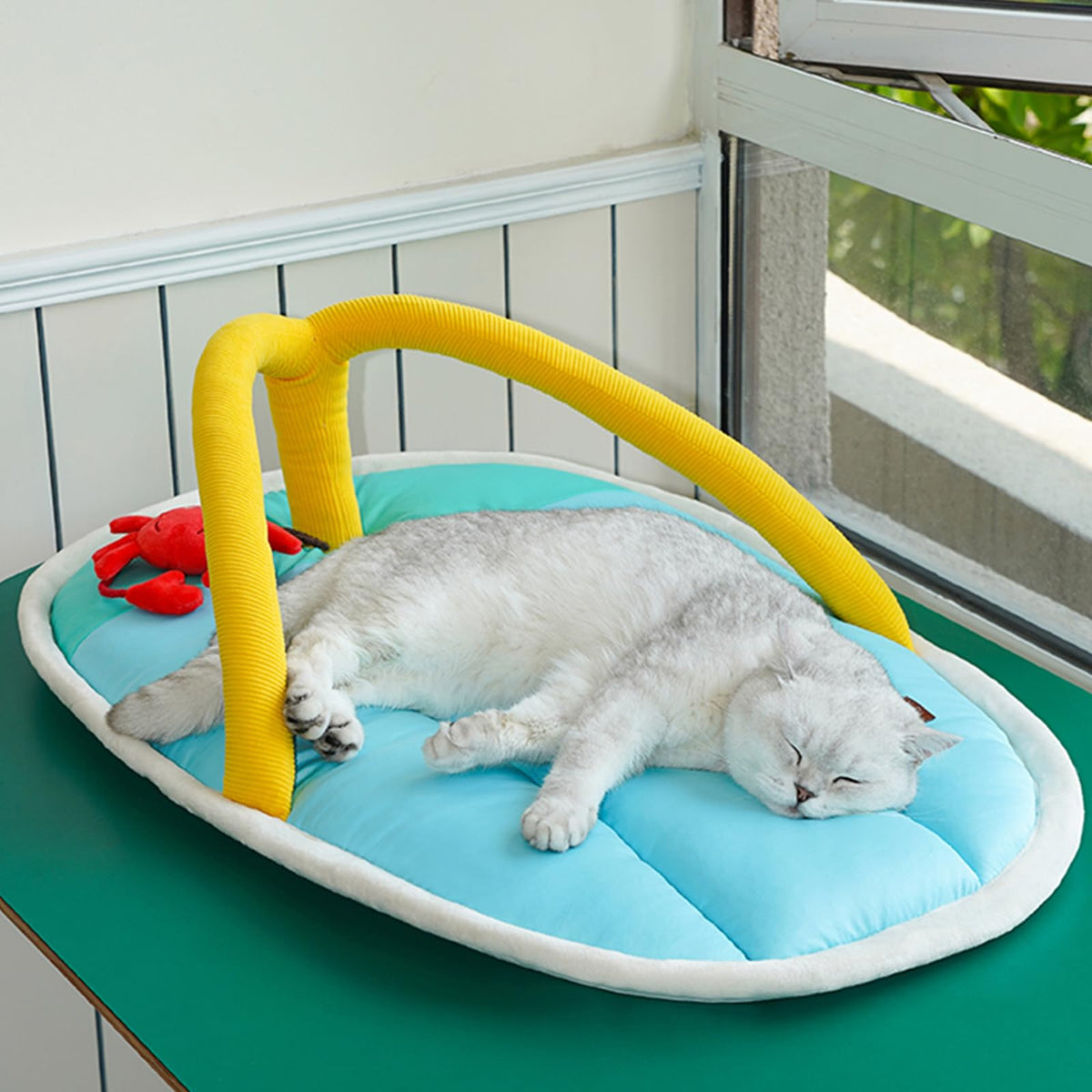 LUVAGD Small/Medium Bed Mats Cooling Ice Pad Pet Bed Washable Plush Woven NEW