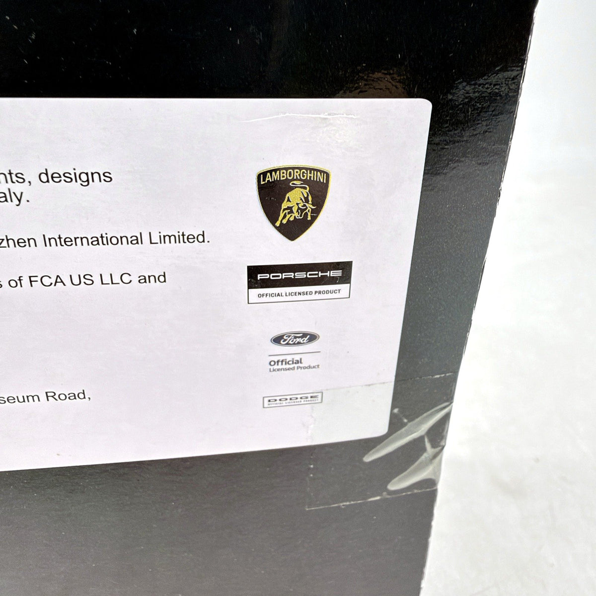 CCA 1:44 Scale Dodge Challenger and Porsche 918 Spyder Die Cast Cars NEW