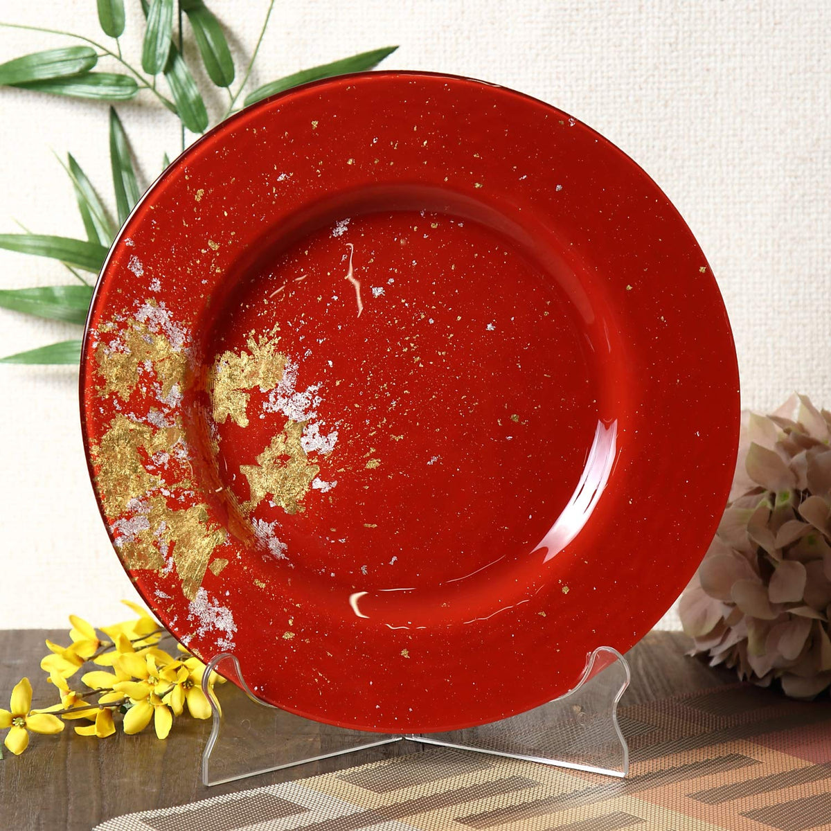 Syosaku Vermilion Glass Dinner Plate with Gold Leaf, 12.5-inch, Elegant NEW
