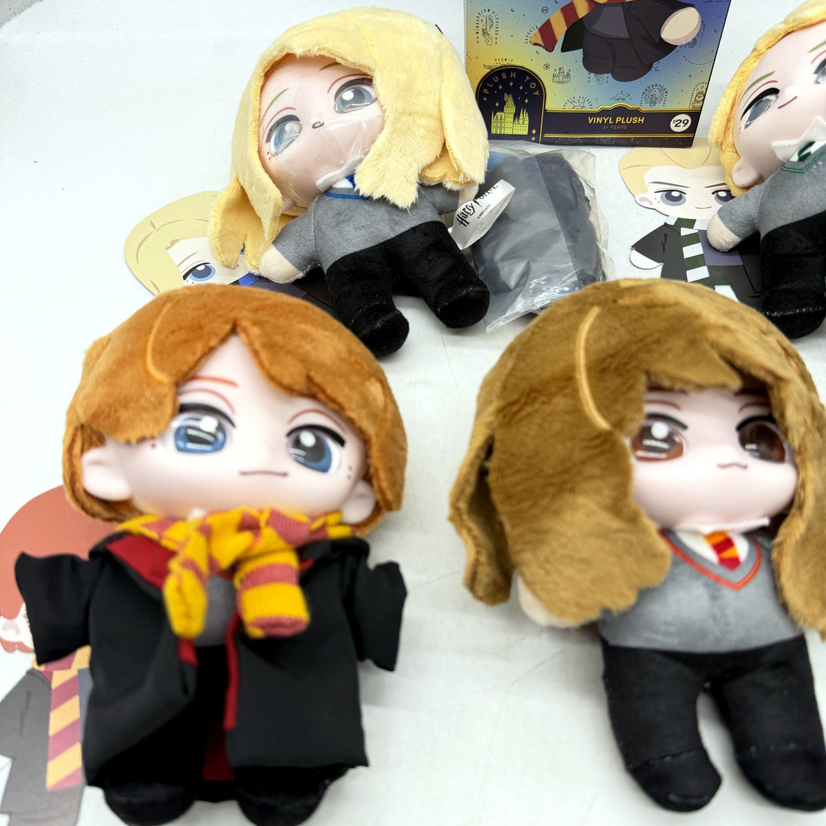 Harry Potter Collectible Assorted Plush Toy Figures & 1 Sealed Blind Box DEMO