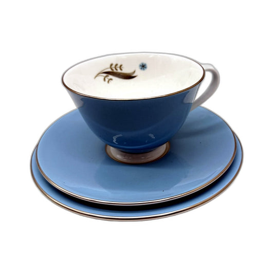 VINTAGE Royal Doulton Caprice H4950 Blue White Teacup Saucer 3 Piece Set 