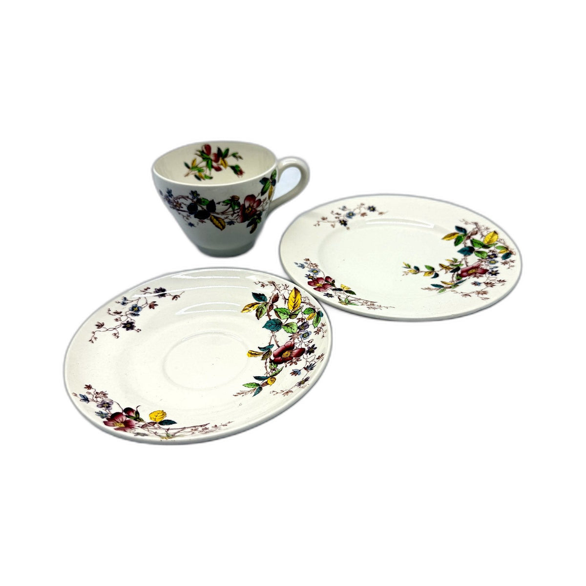 VINTAGE Copeland Spode Thelma White Floral Teacup and Saucer Set 3 Piece